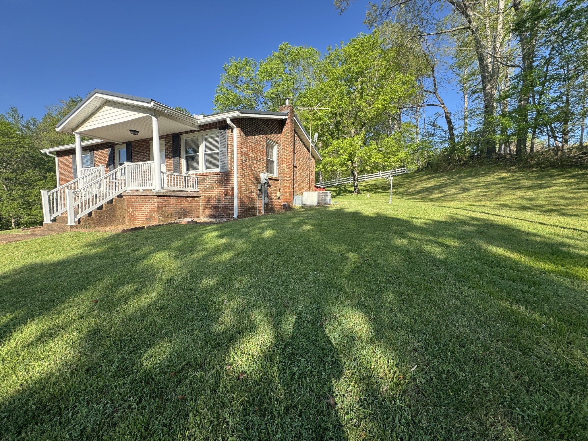 Photo of Listing #2824375