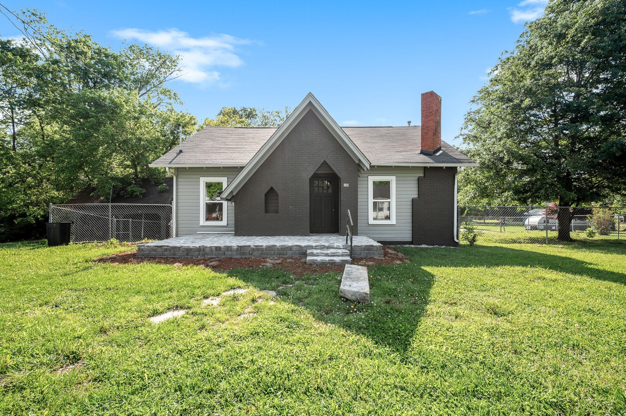 Photo of Listing #2824776