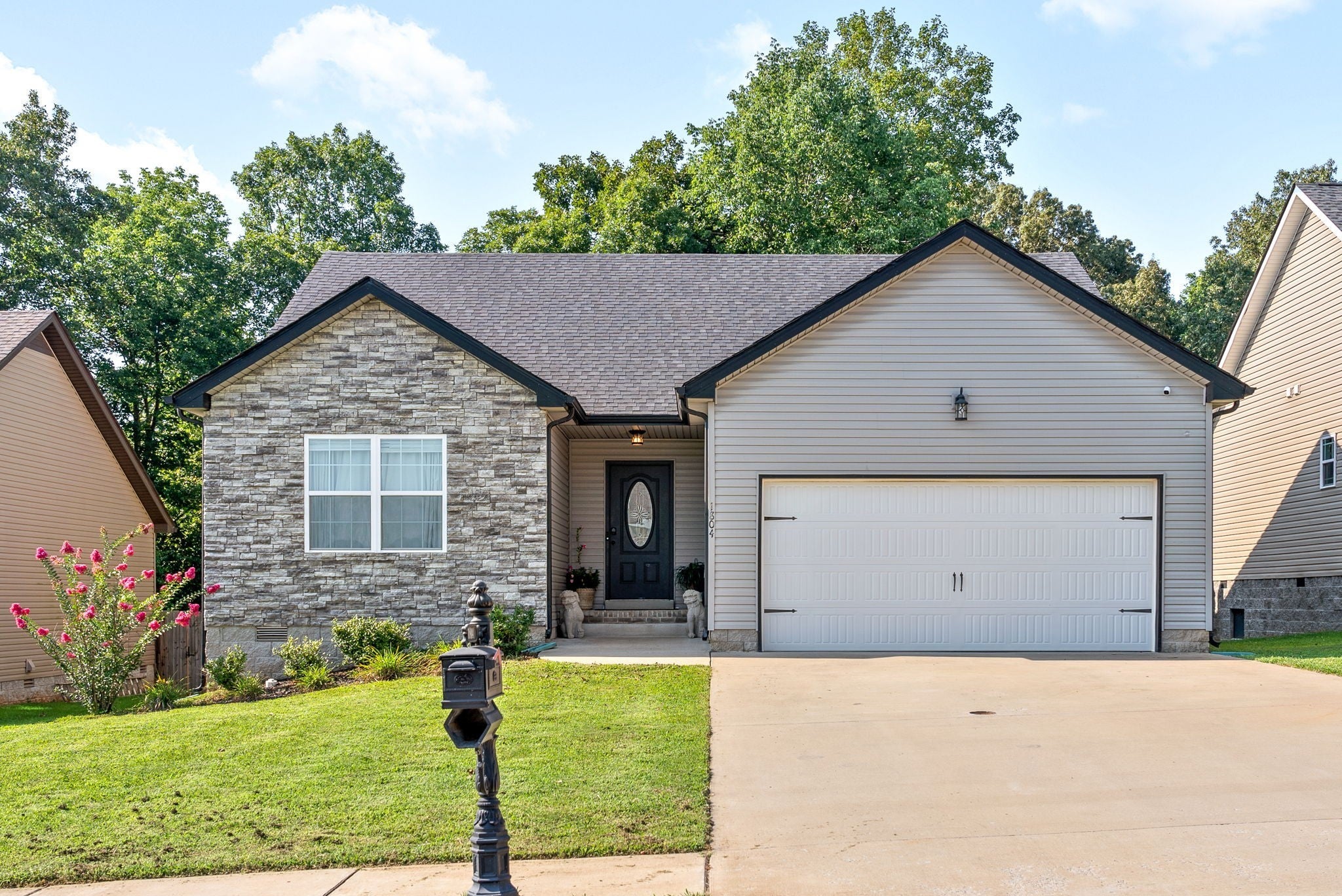 Photo of Listing #2825430