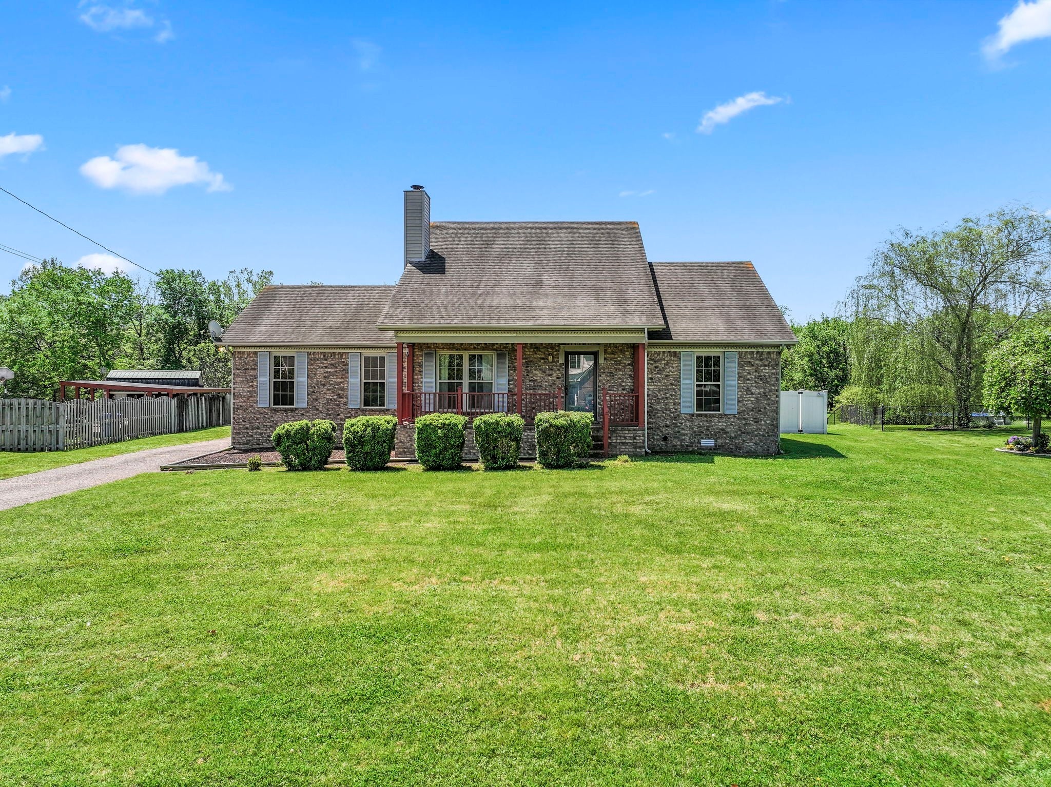 Photo of Listing #2829575