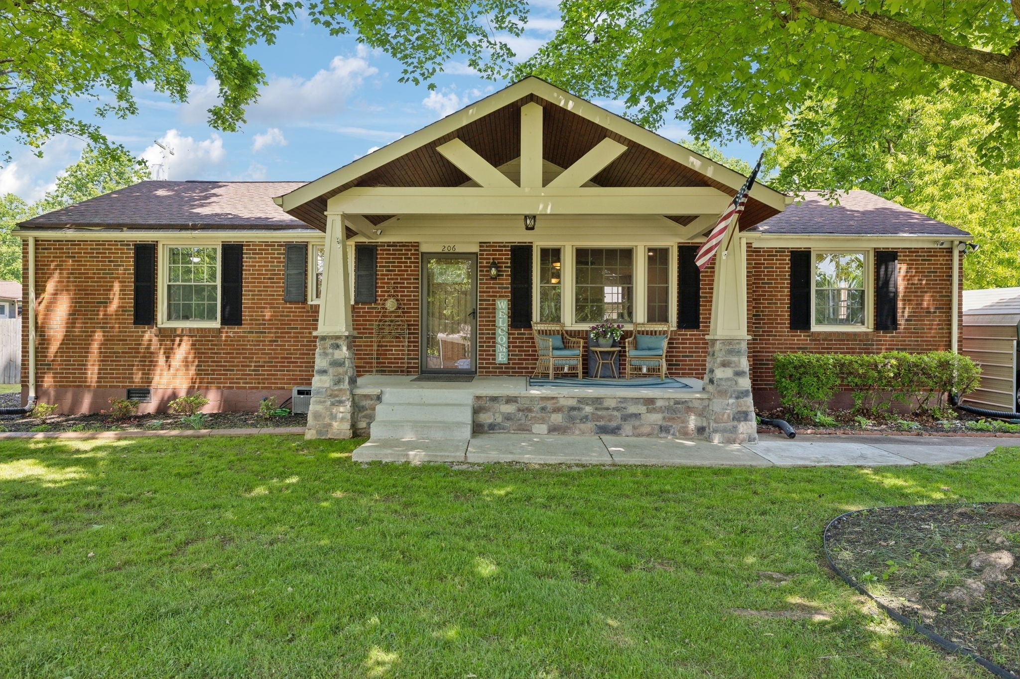 Photo of Listing #2830700