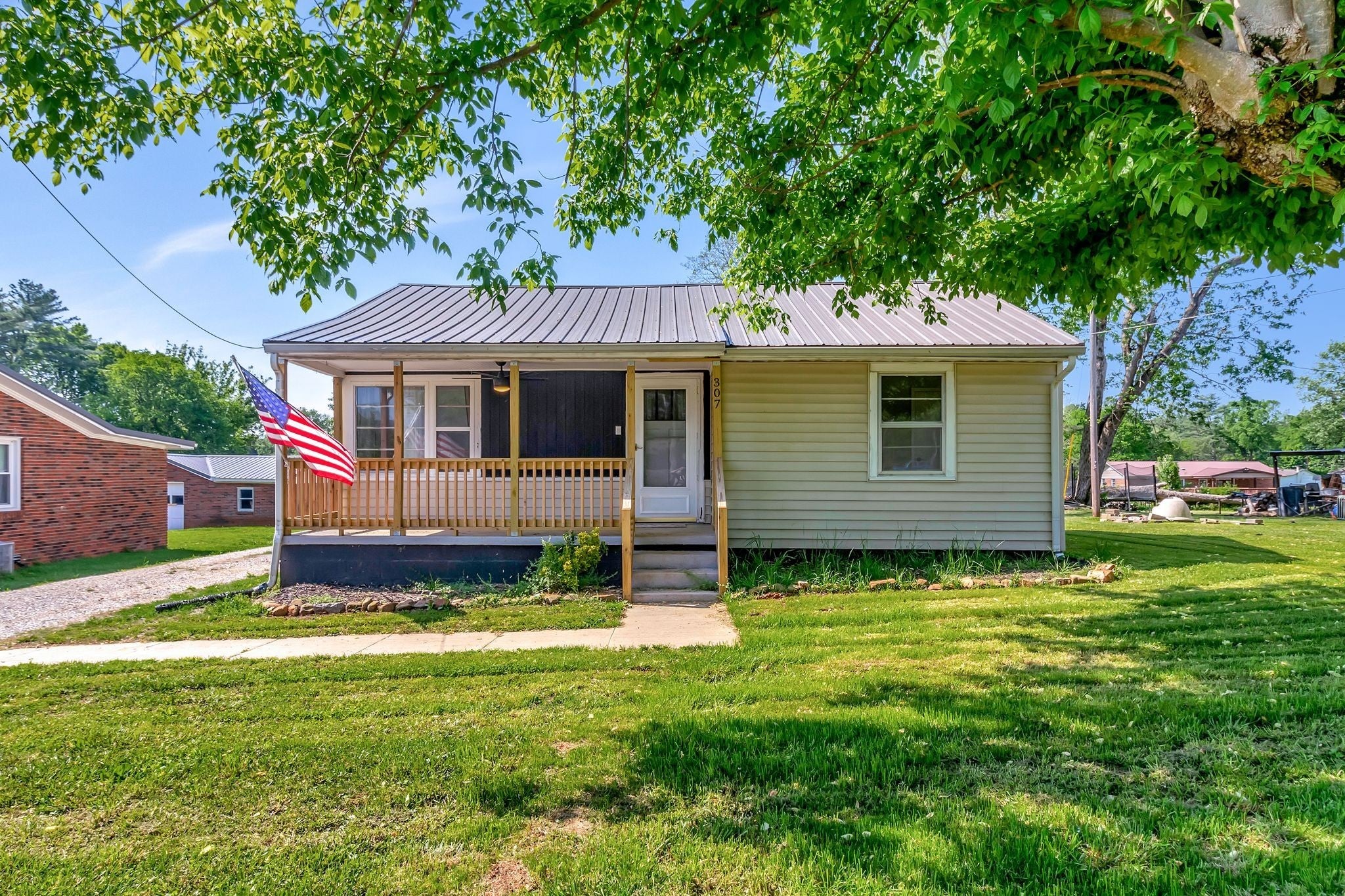 Photo of Listing #2865185