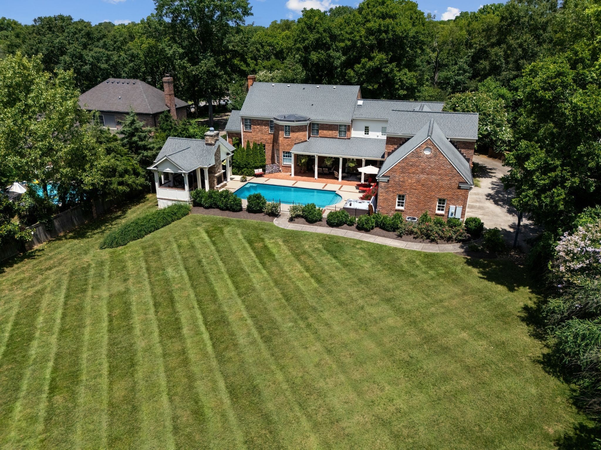Photo of Listing #2865550