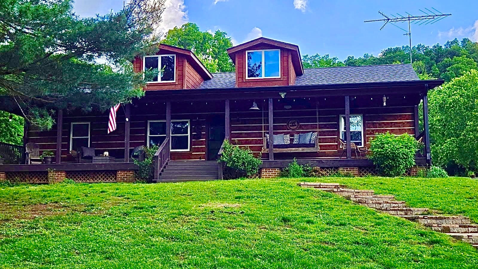 Photo of Listing #2866103