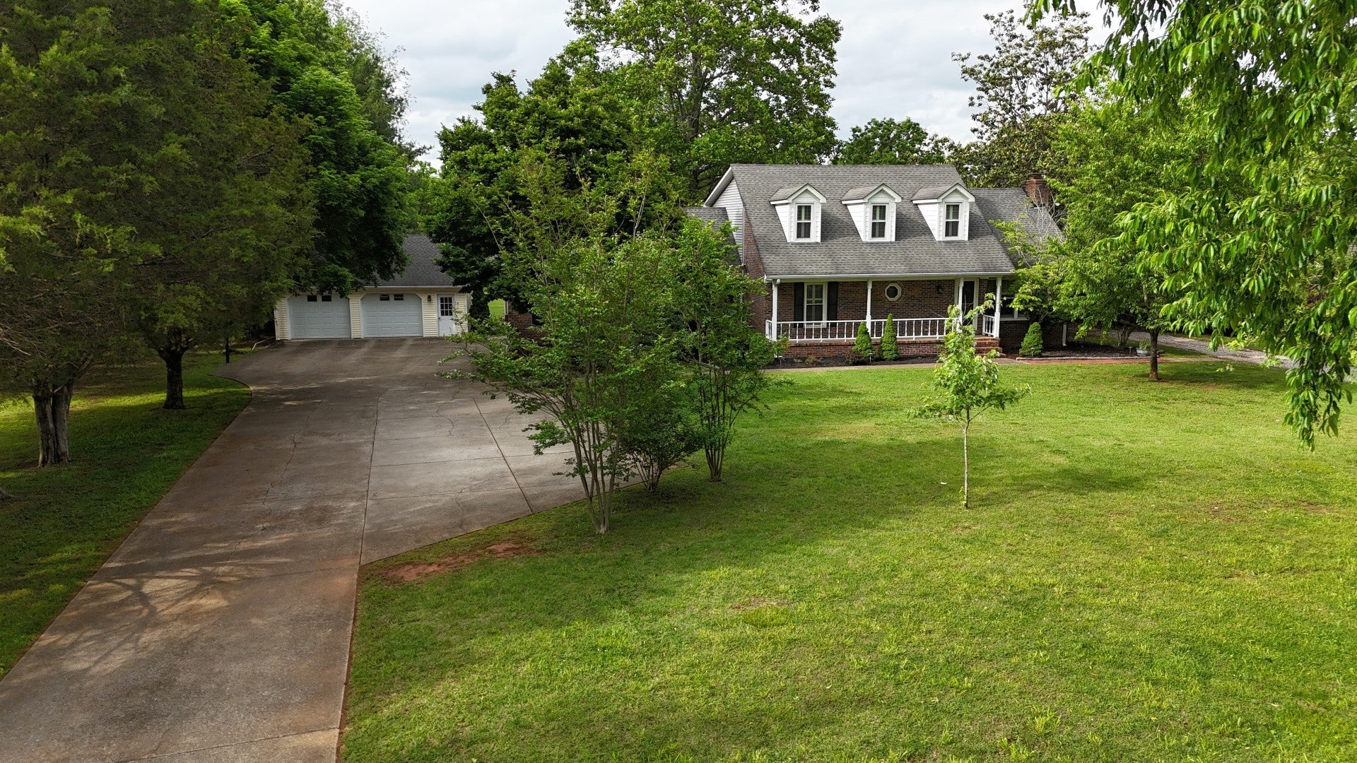 Photo of Listing #2867303