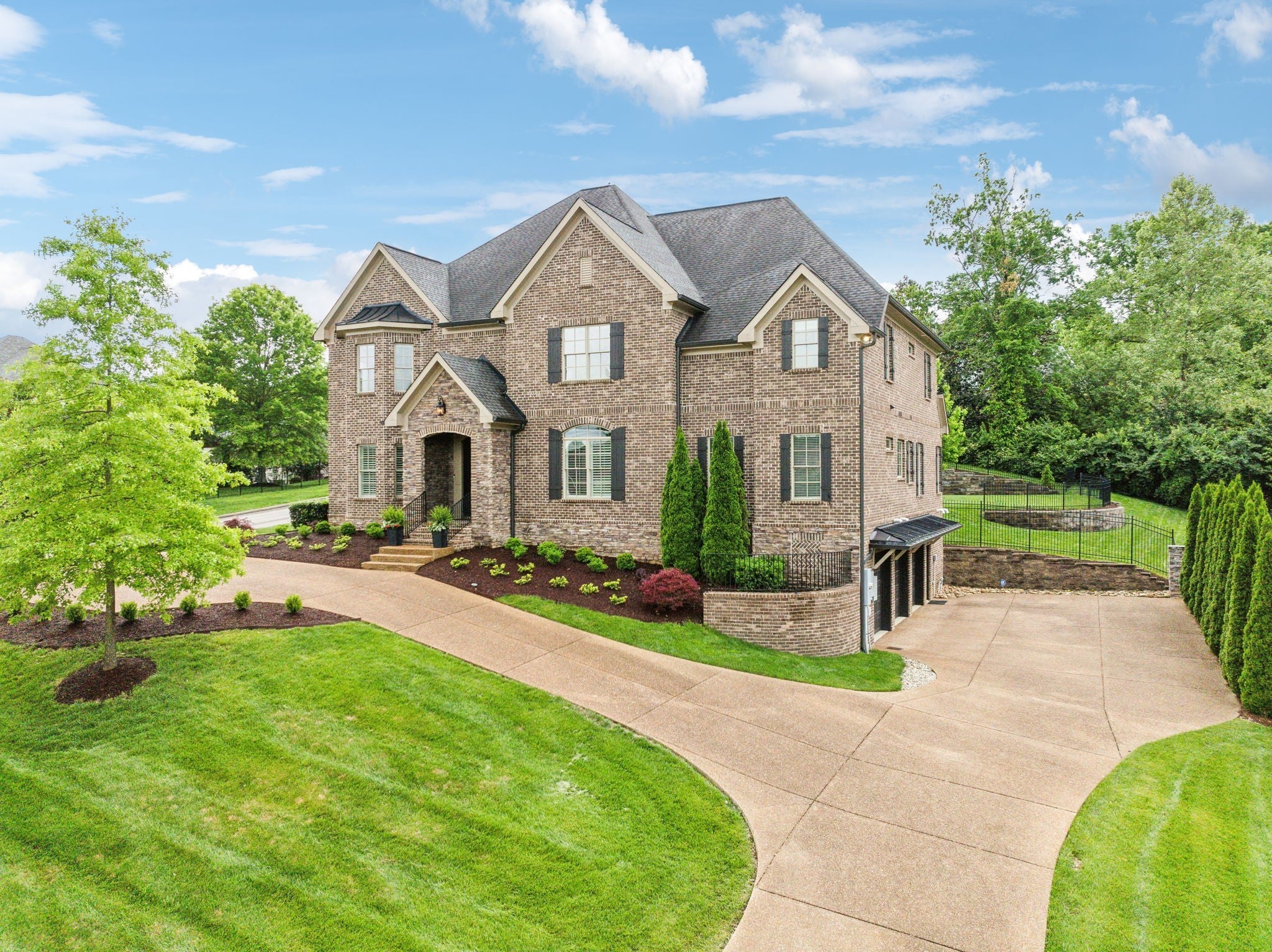 Photo of Listing #2867343