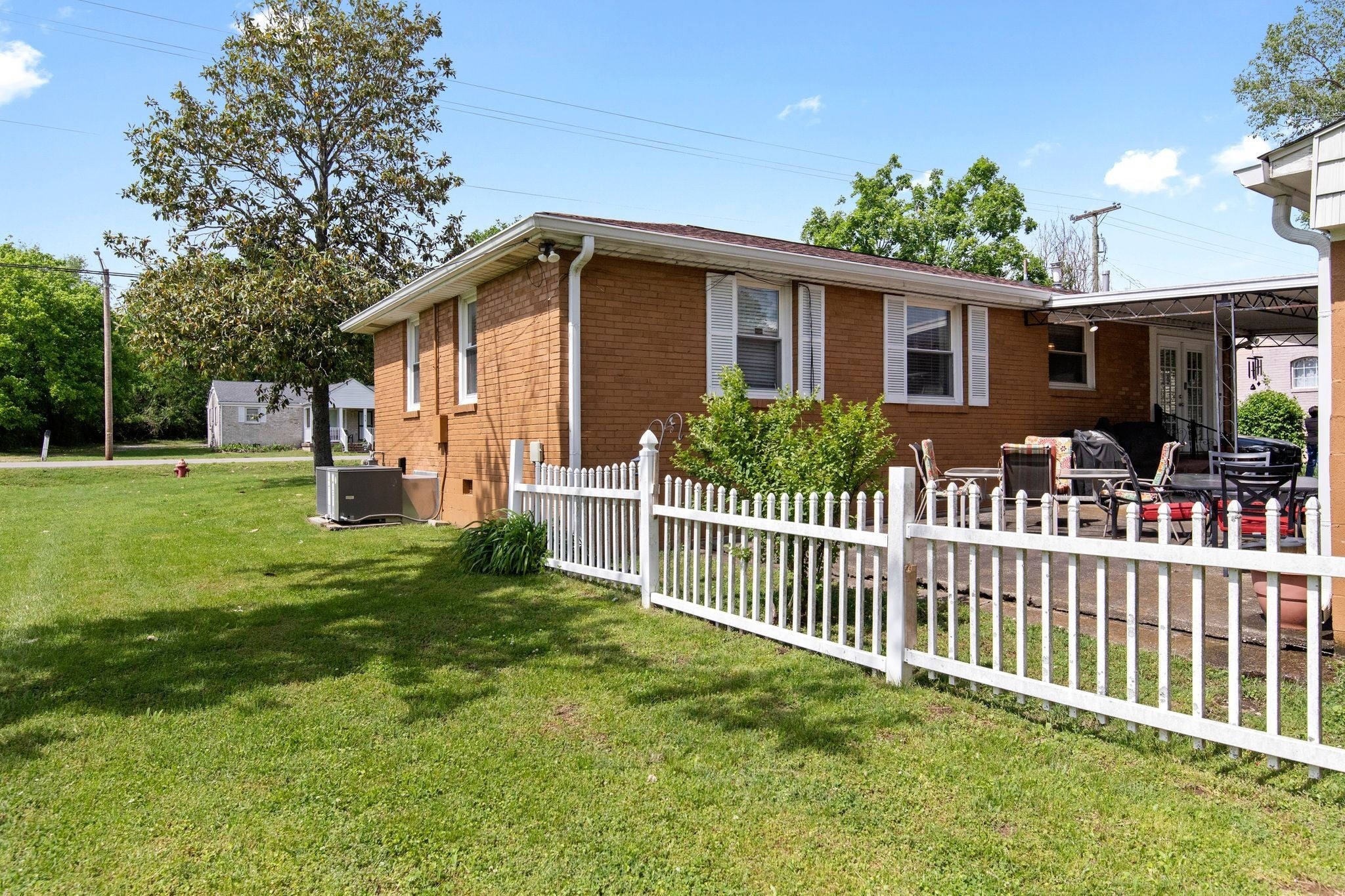 Photo of Listing #2867873
