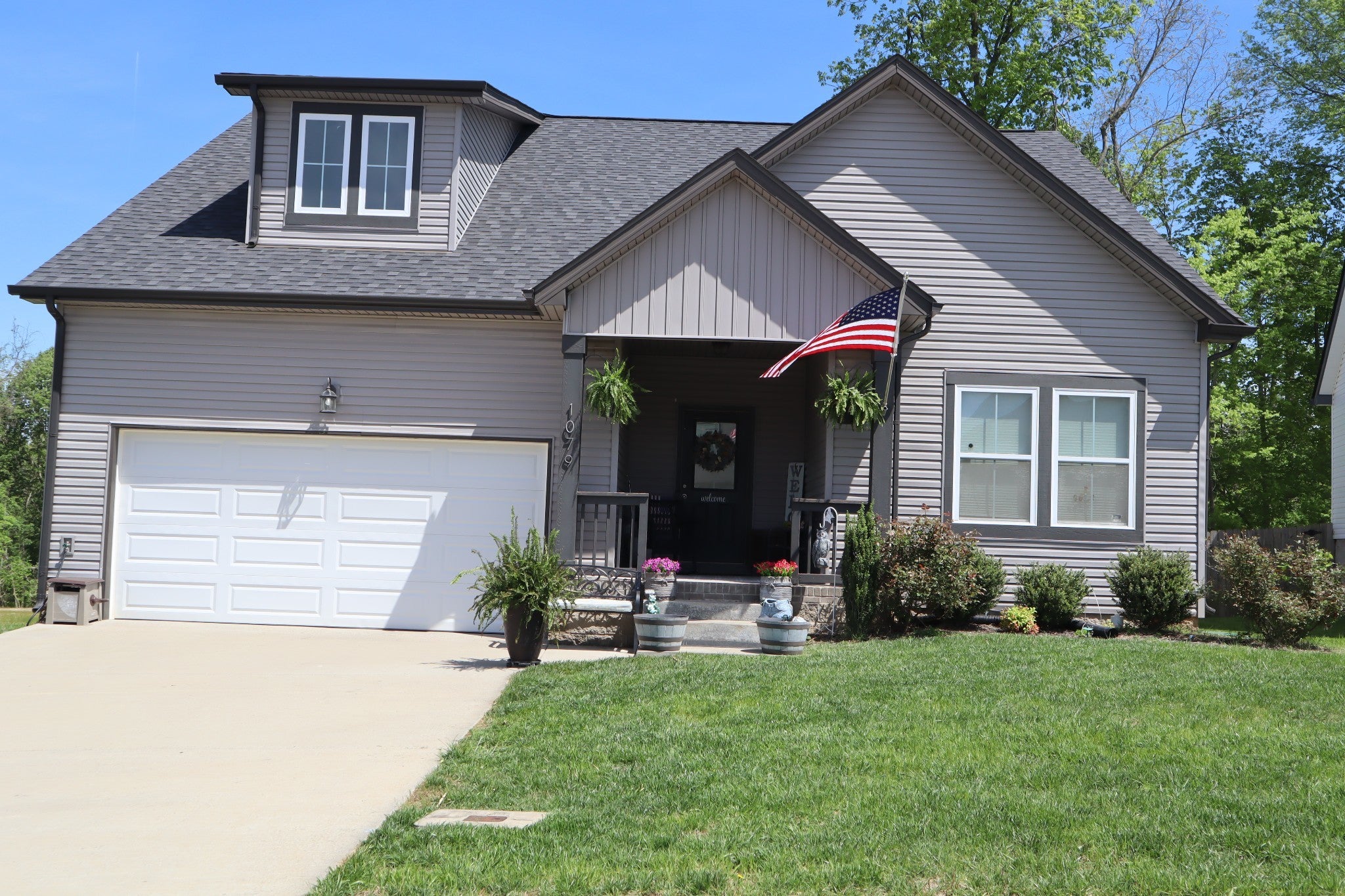 Photo of Listing #2872003