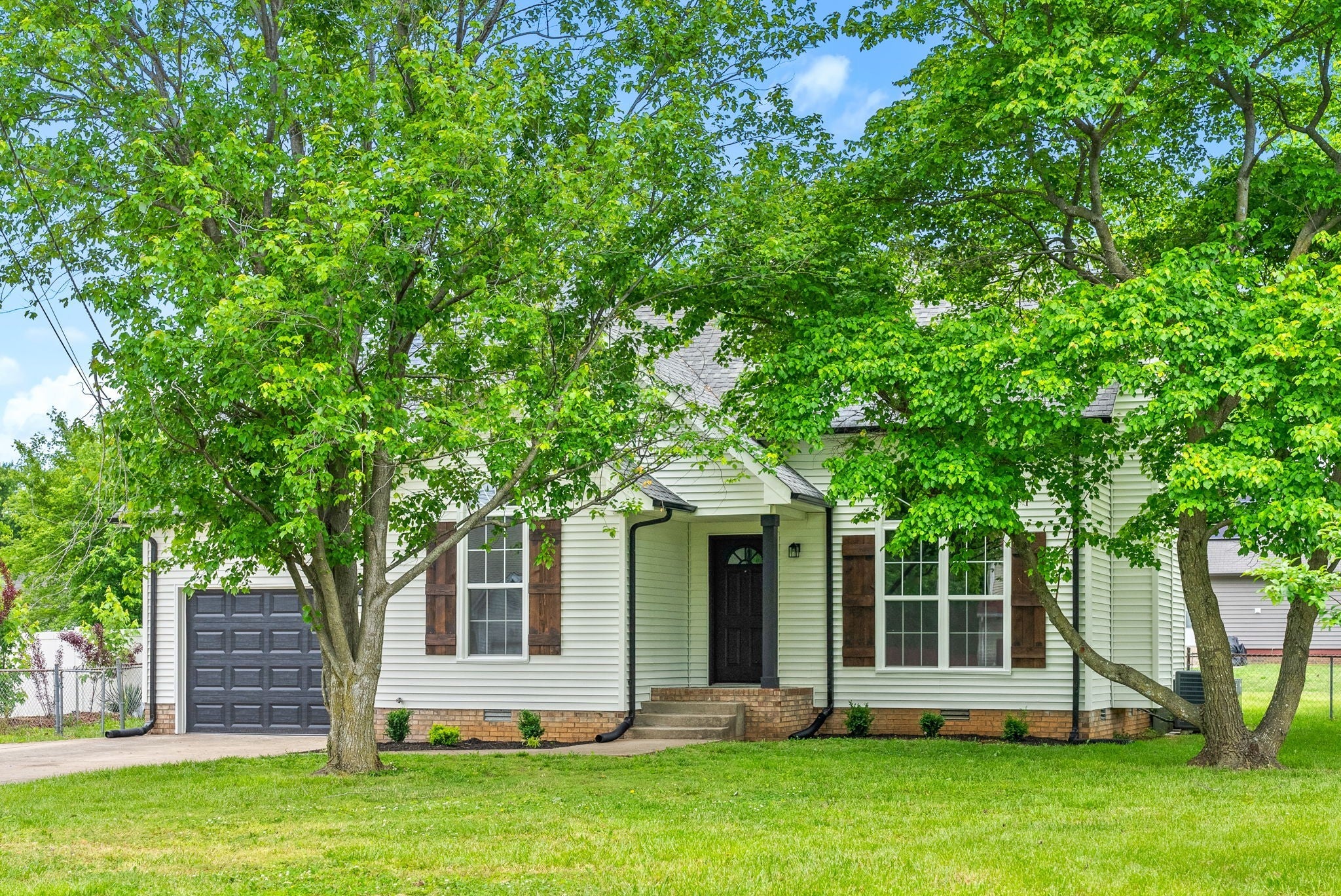 Photo of Listing #2882322