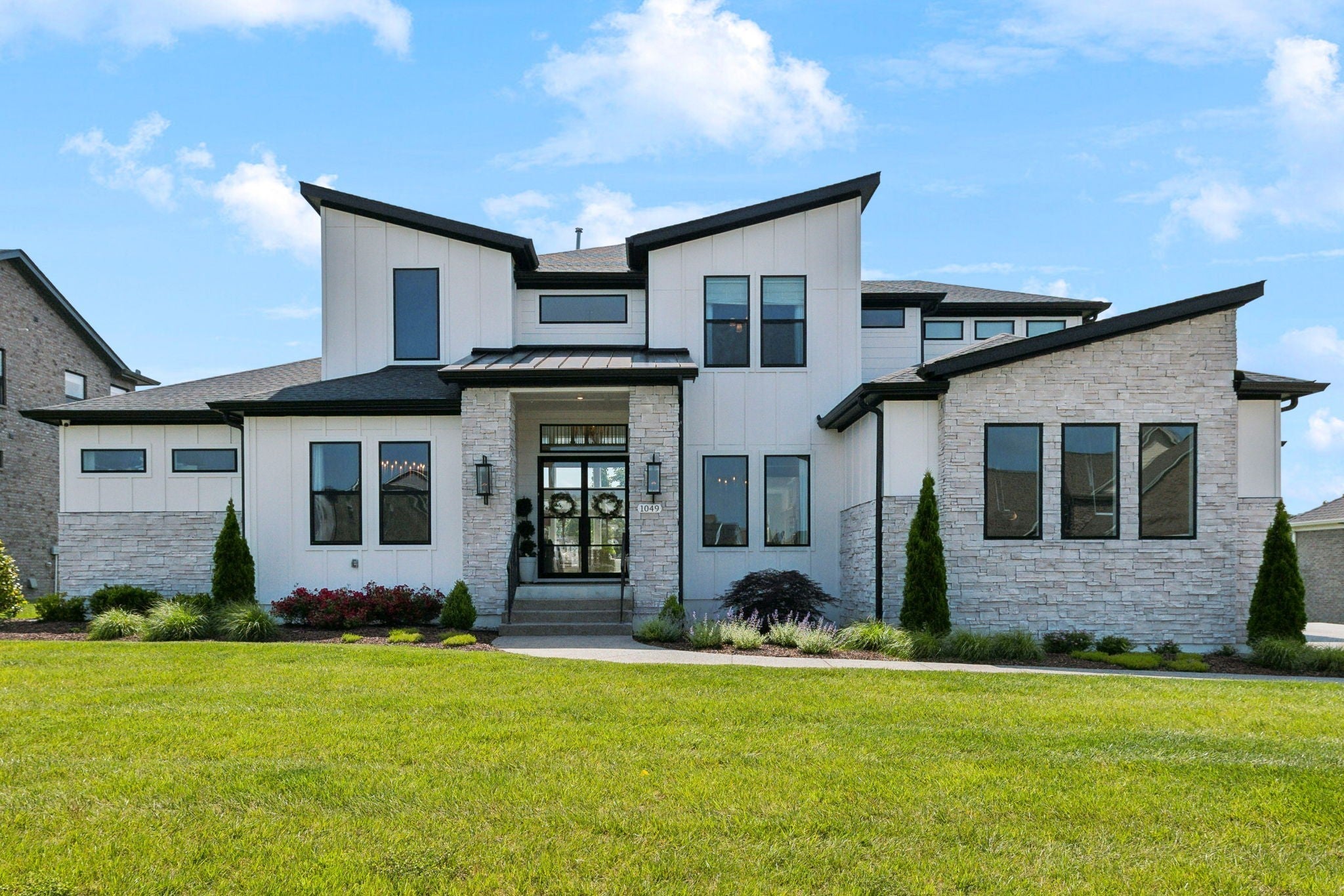 Photo of Listing #2883155