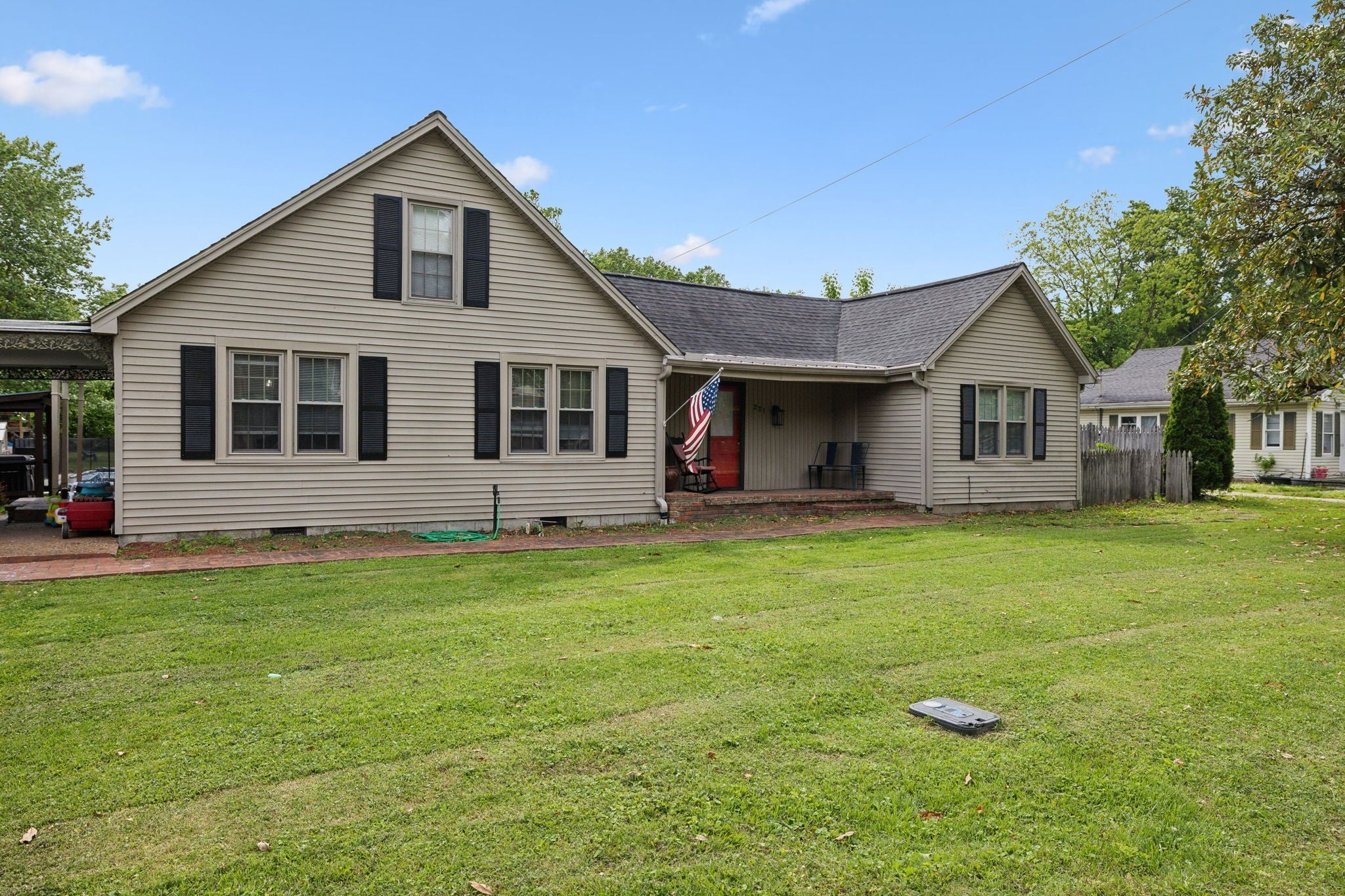 Photo of Listing #2883267