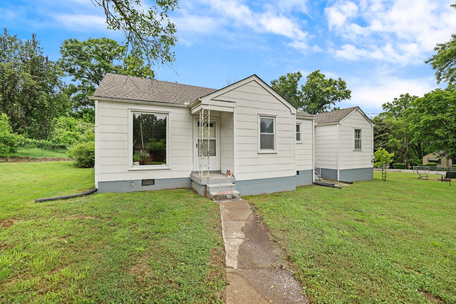 Photo of Listing #2883536