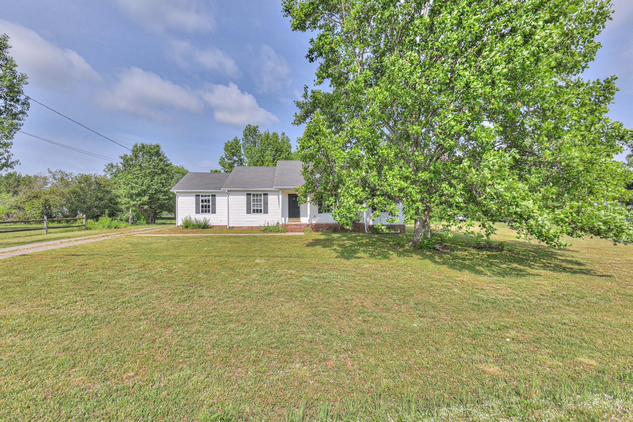 Photo of Listing #2884025