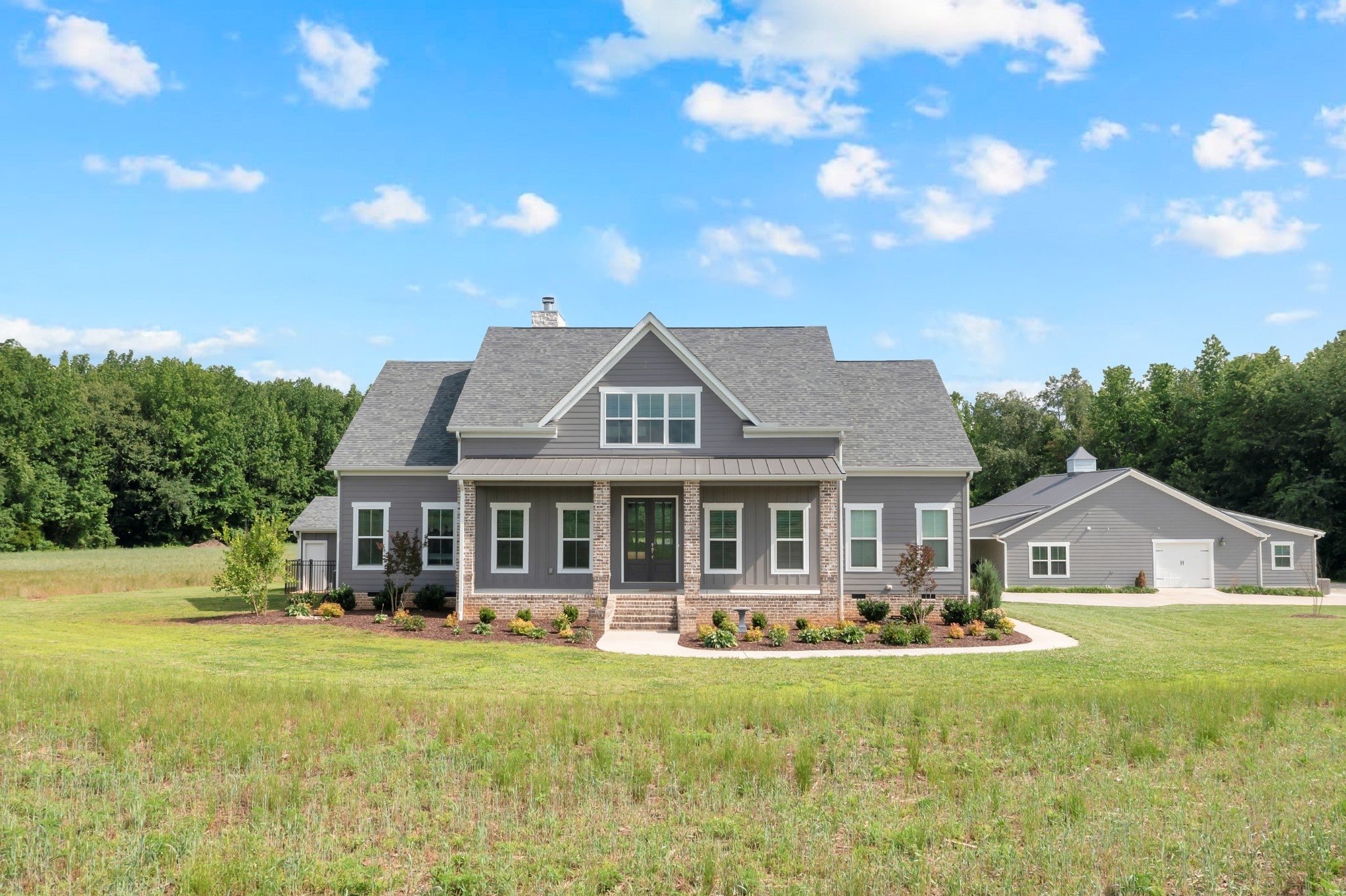 Photo of Listing #2885175