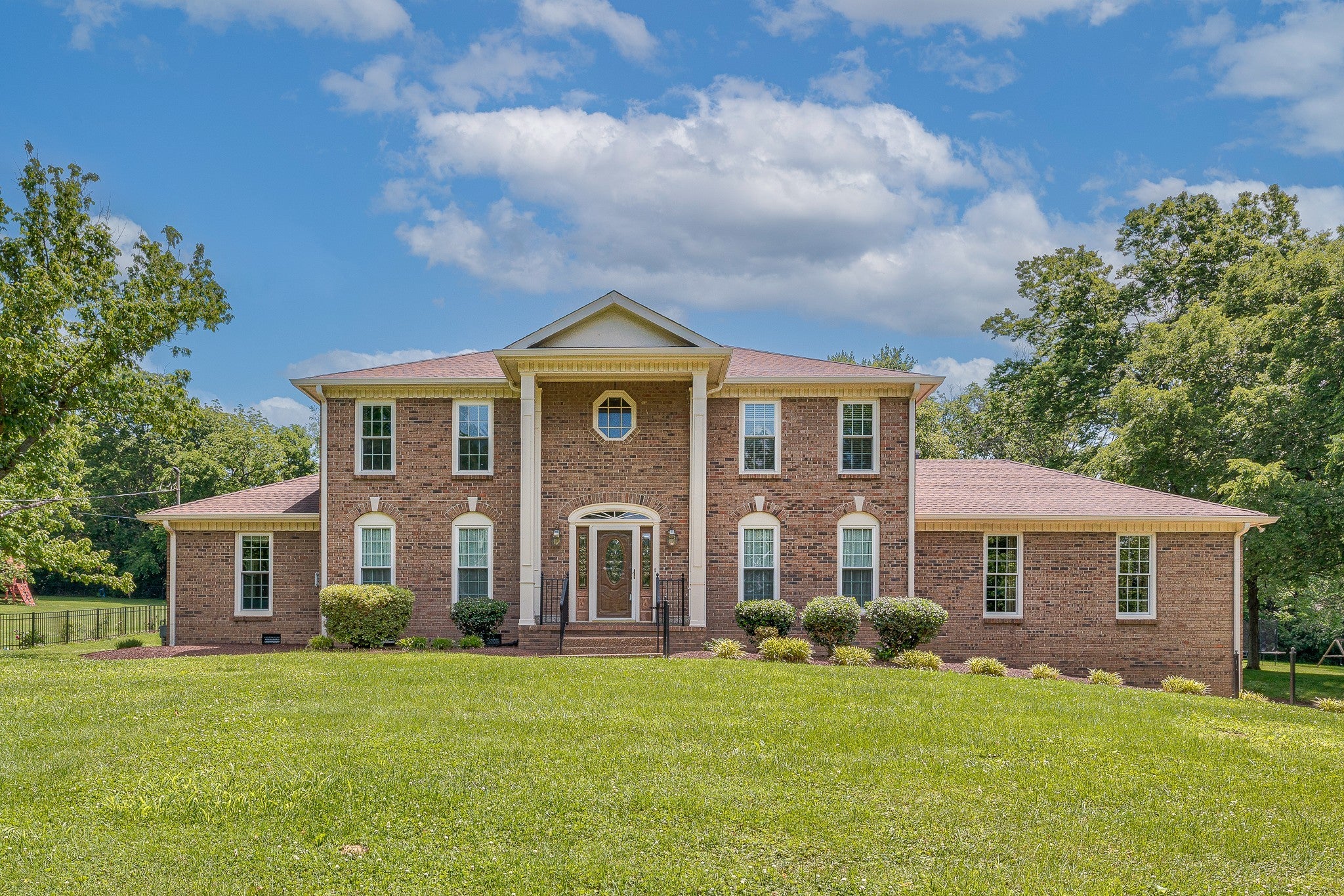 Photo of Listing #2885399