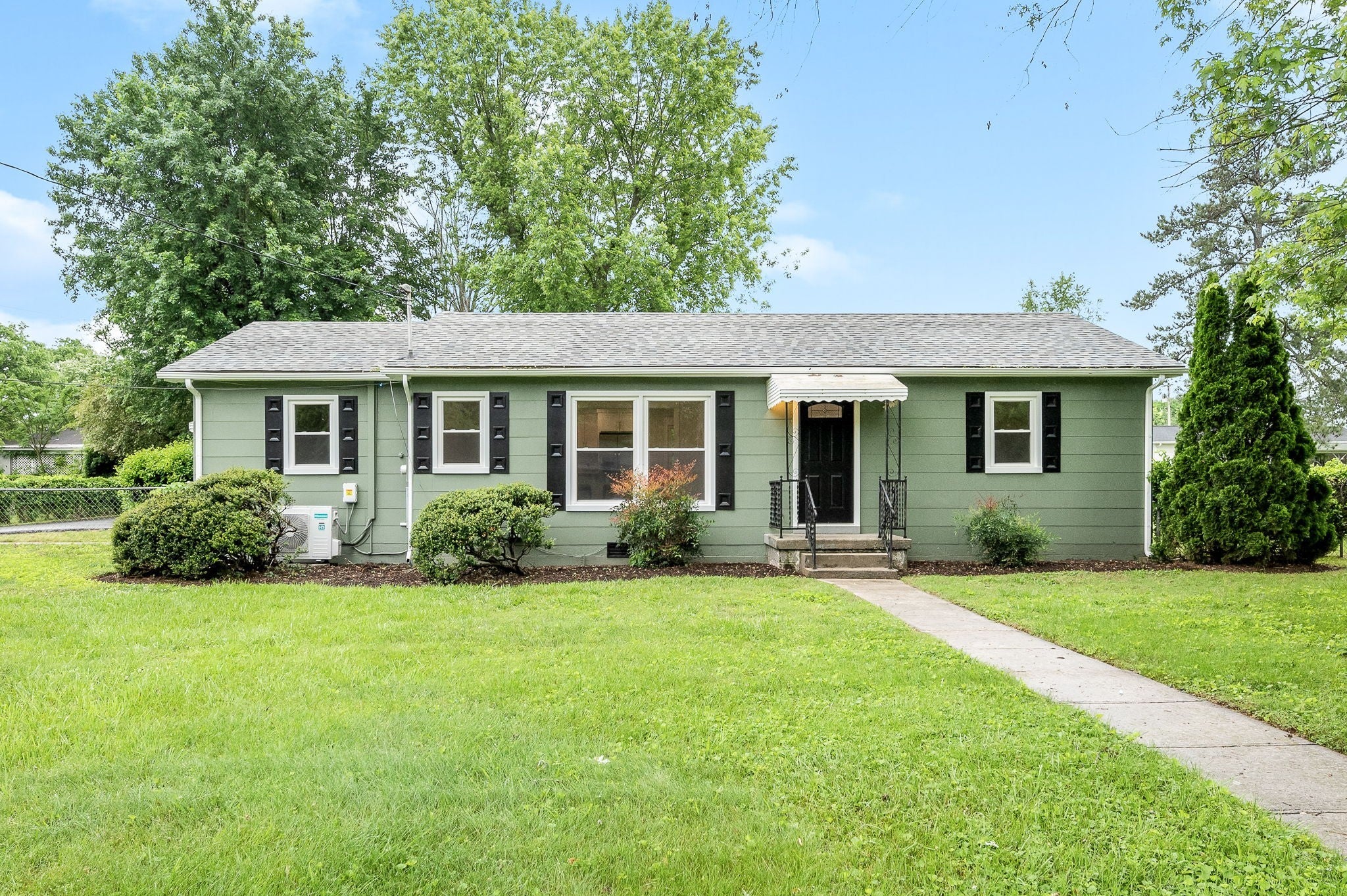 Photo of Listing #2885541