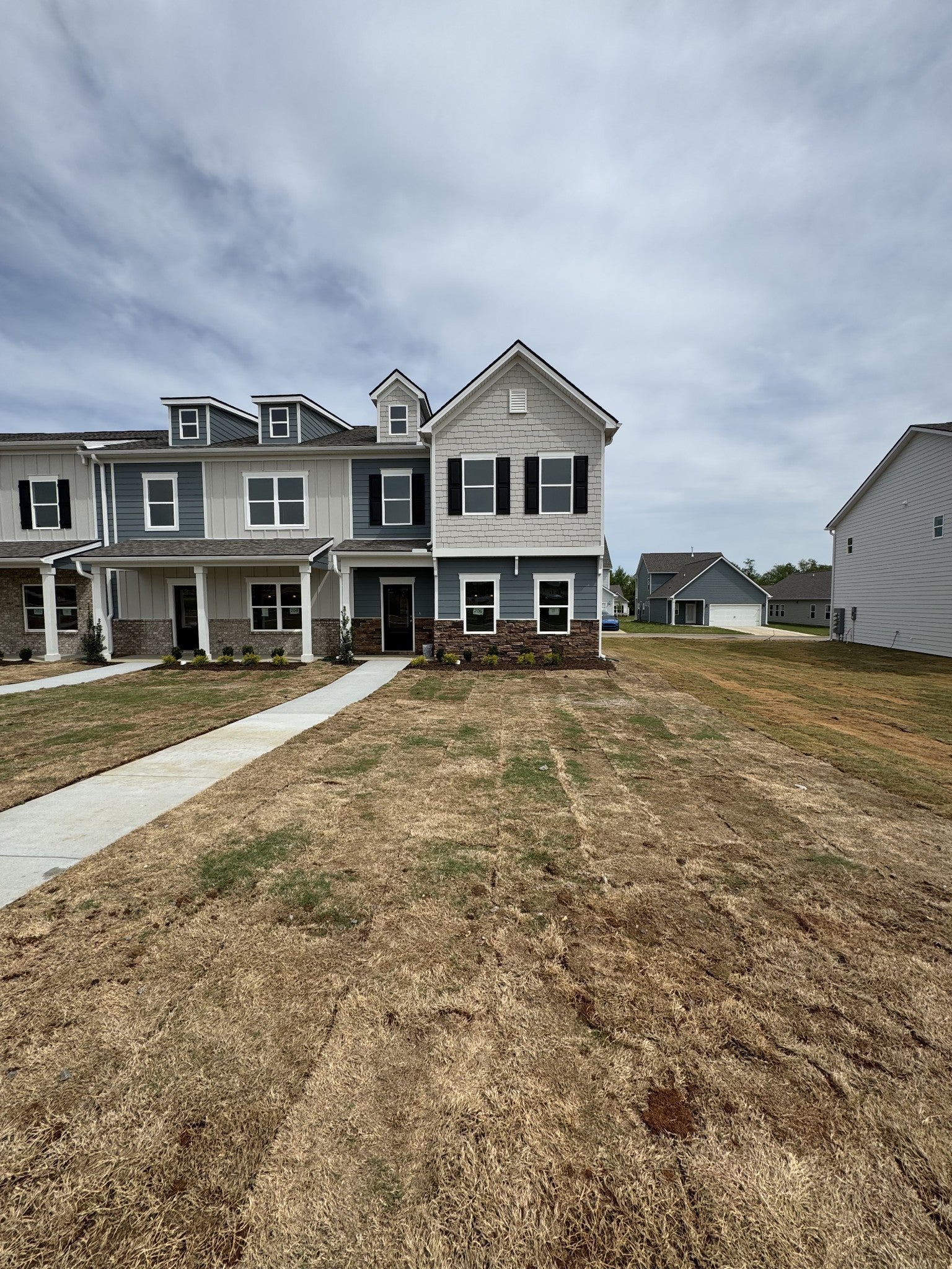 Photo of Listing #2885558