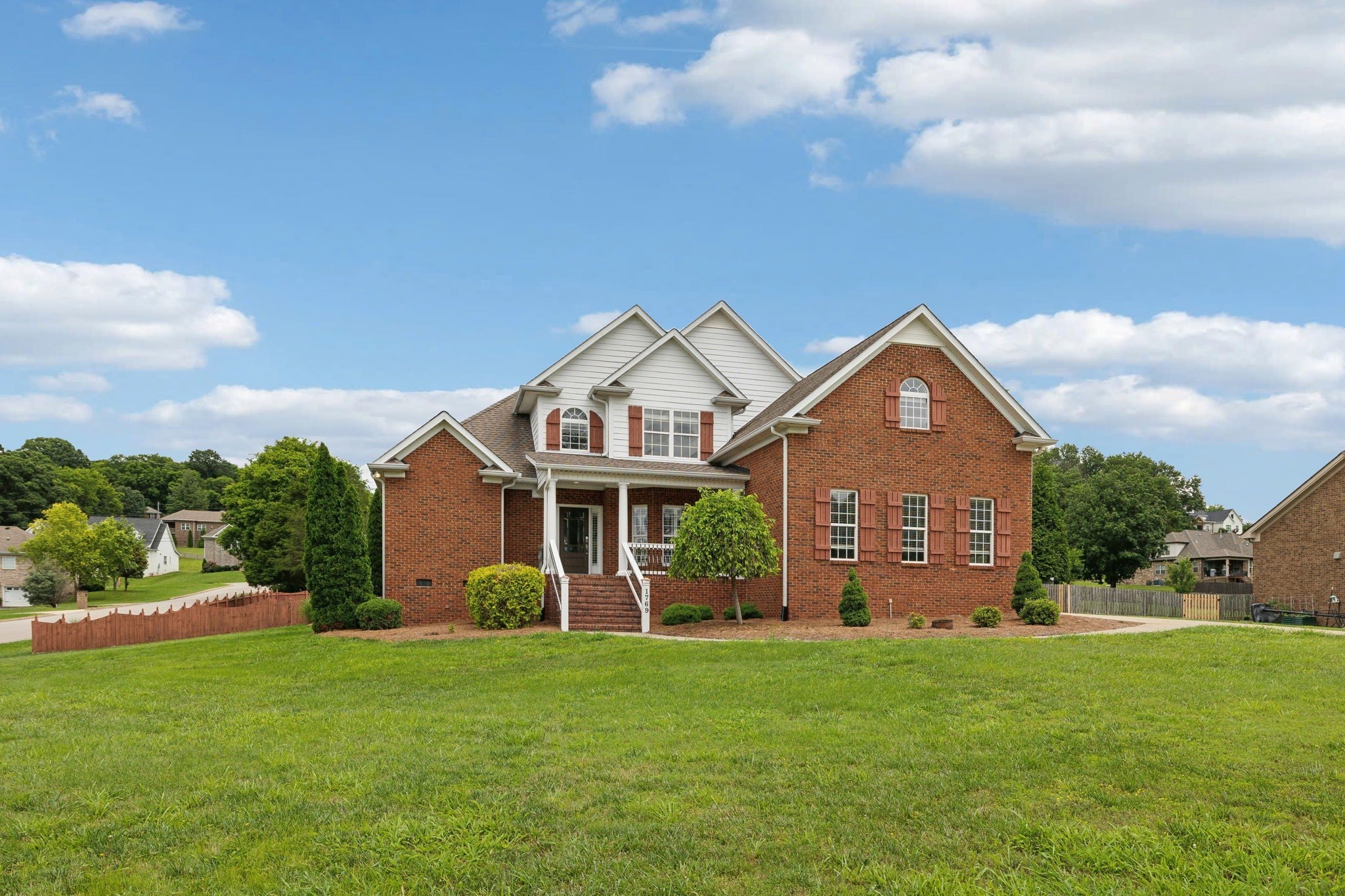 Photo of Listing #2886423
