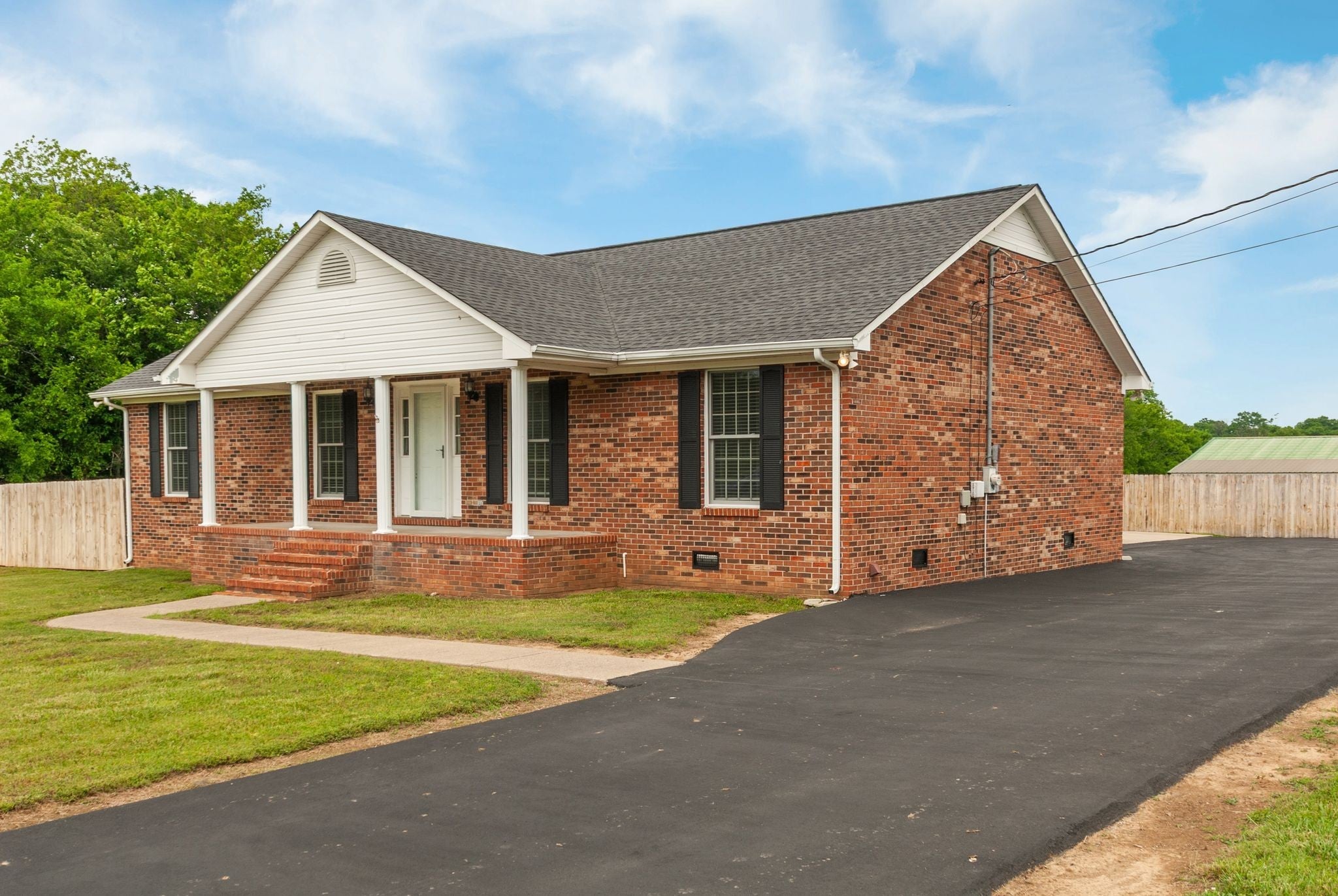 Photo of Listing #2887093