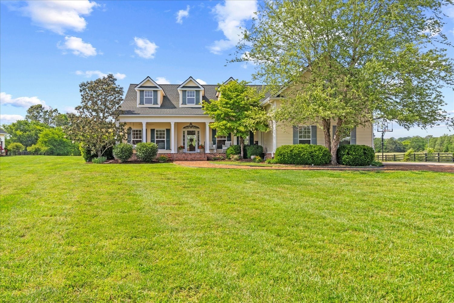 Photo of Listing #2887314