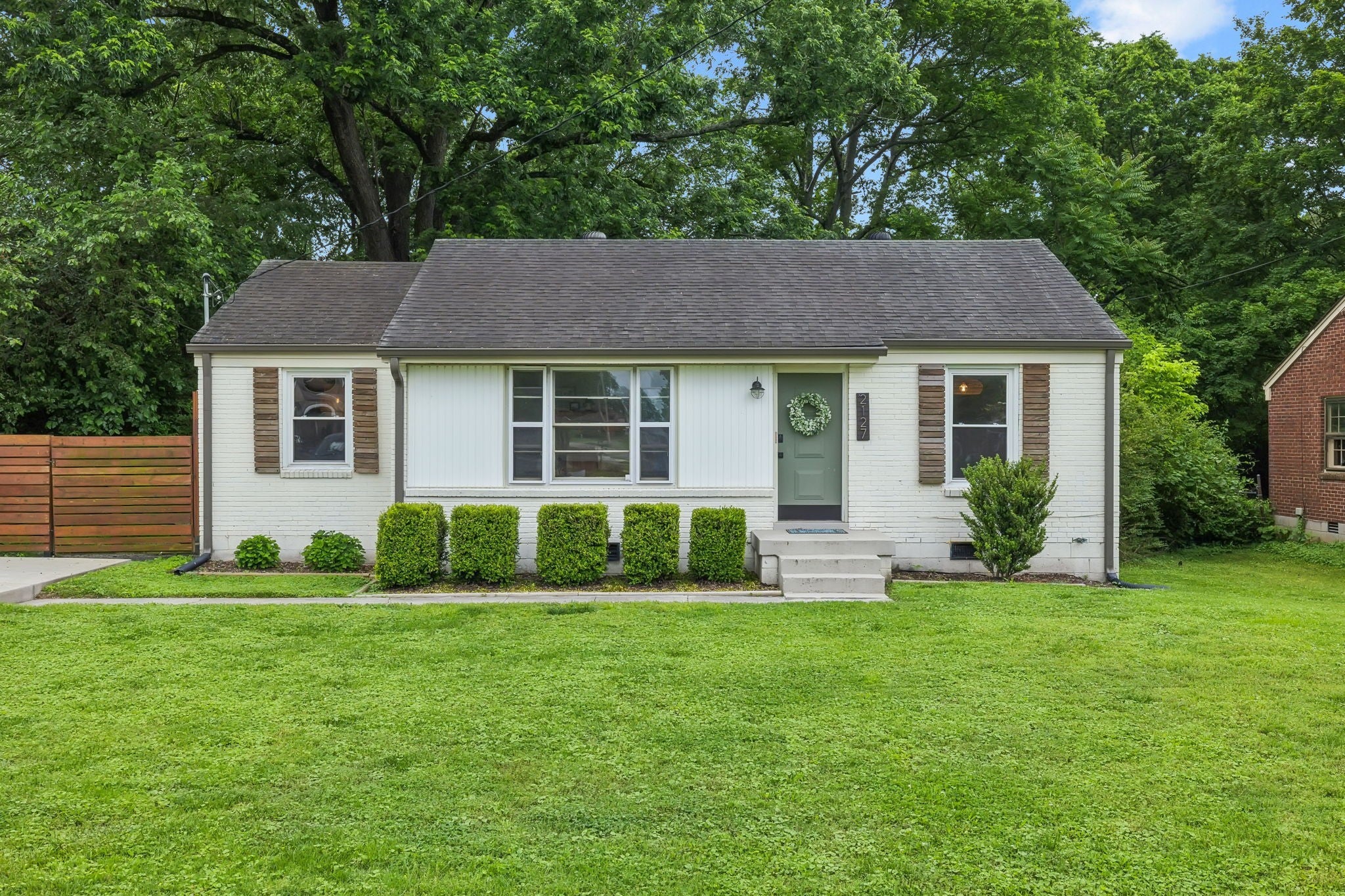 Photo of Listing #2887905