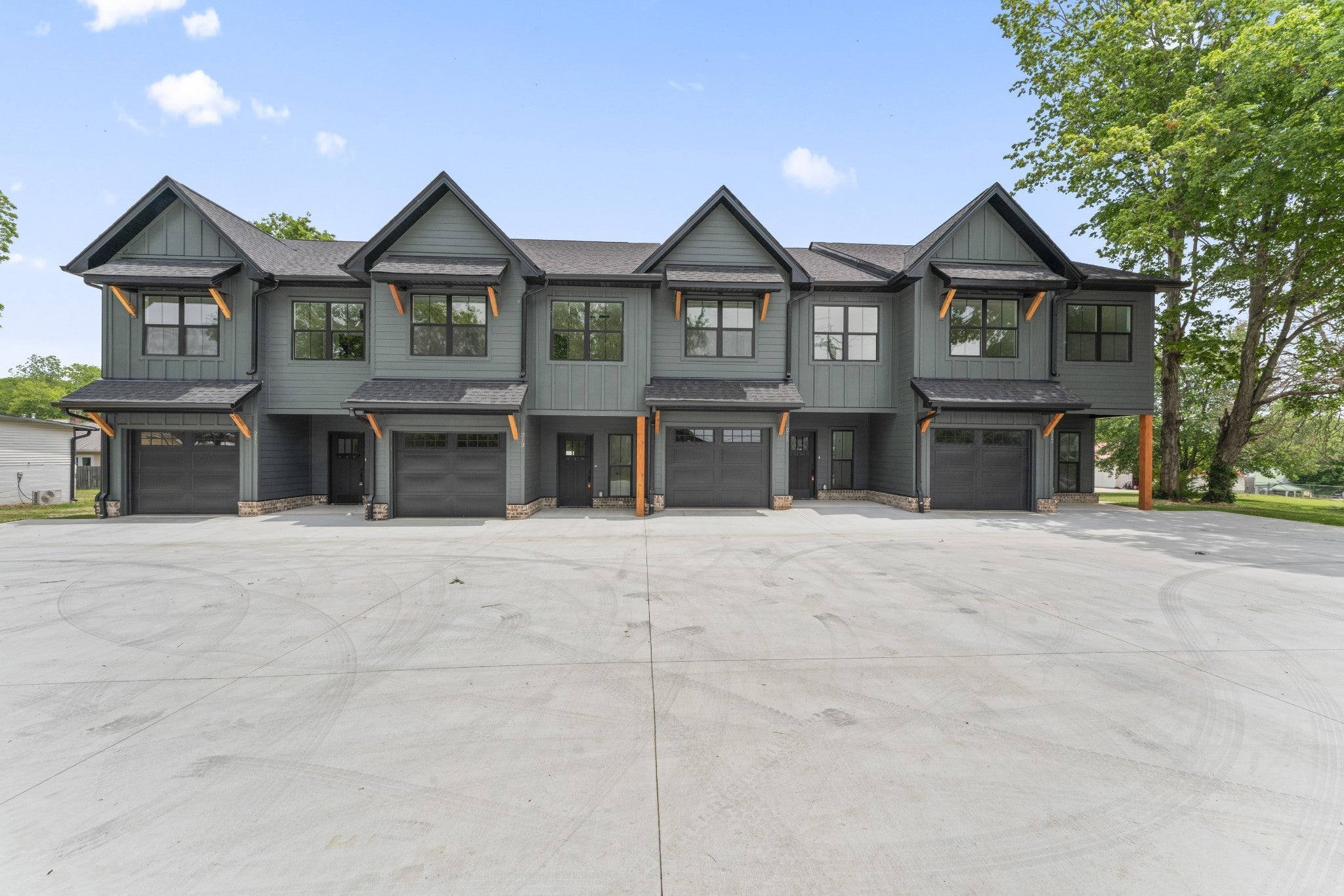 Photo of Listing #2888081