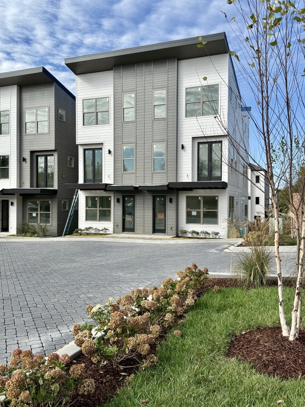 102 Mammoth Pass, Nashville