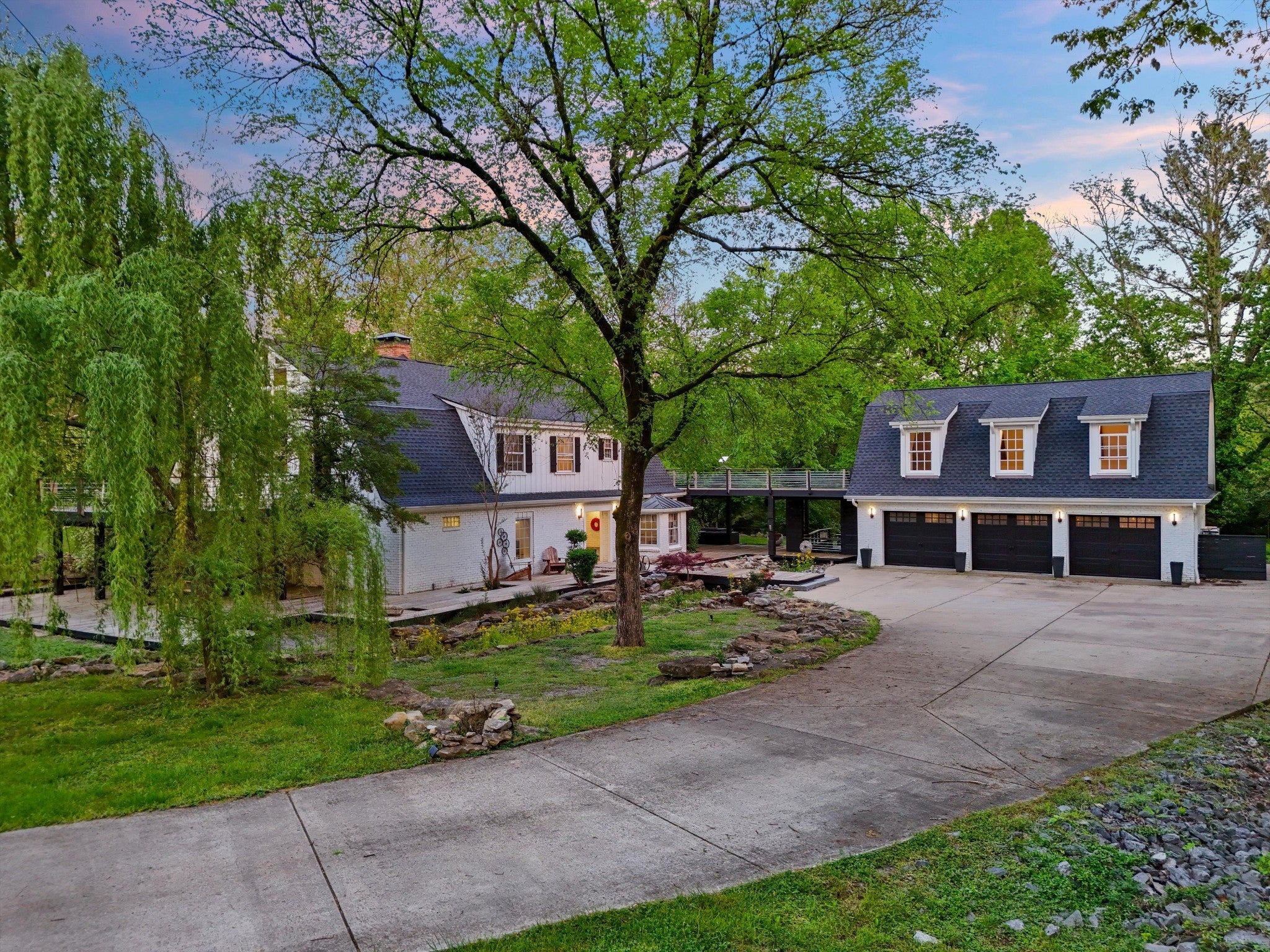 Photo of Listing #2888596