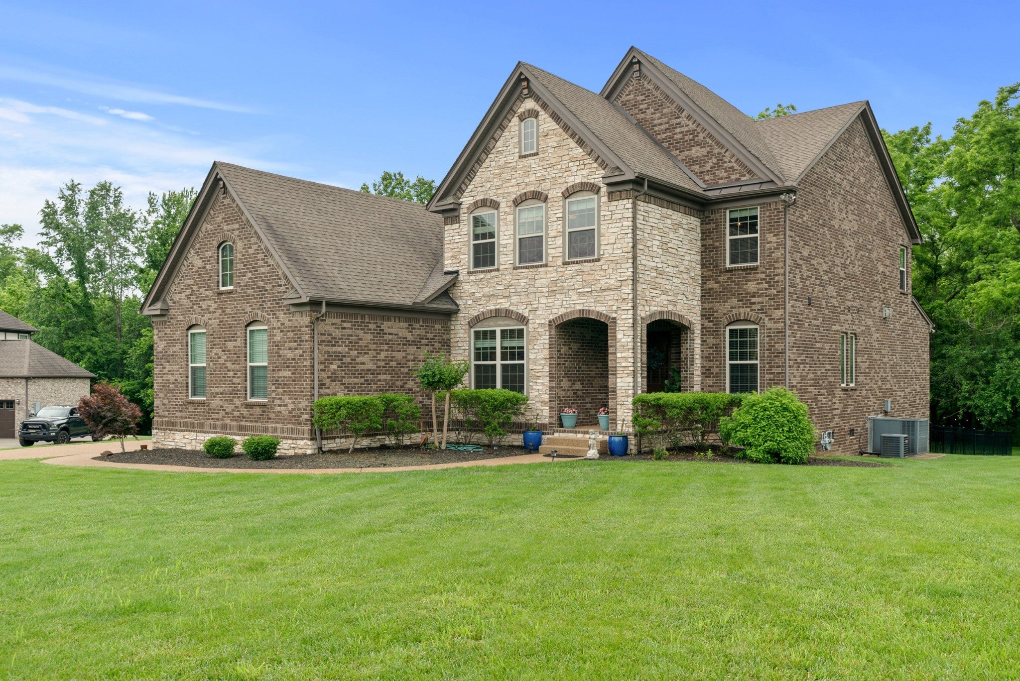 Photo of Listing #2889612