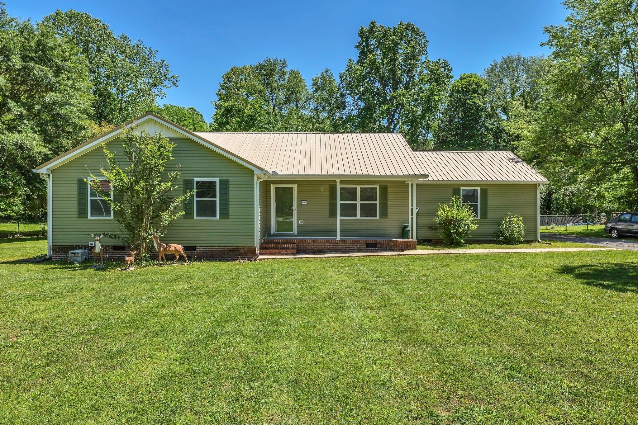 Photo of Listing #2889619
