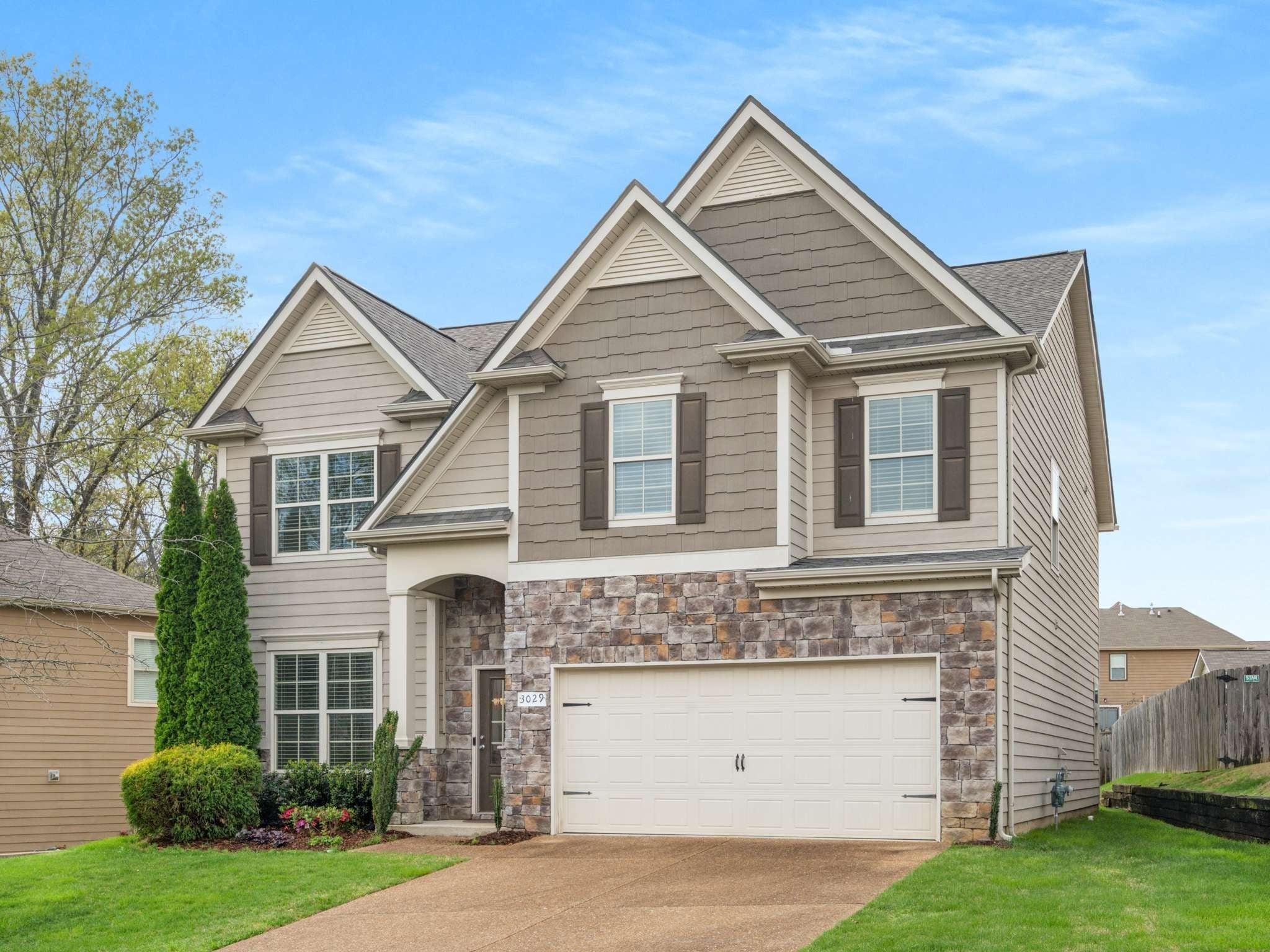 Photo of Listing #2889679