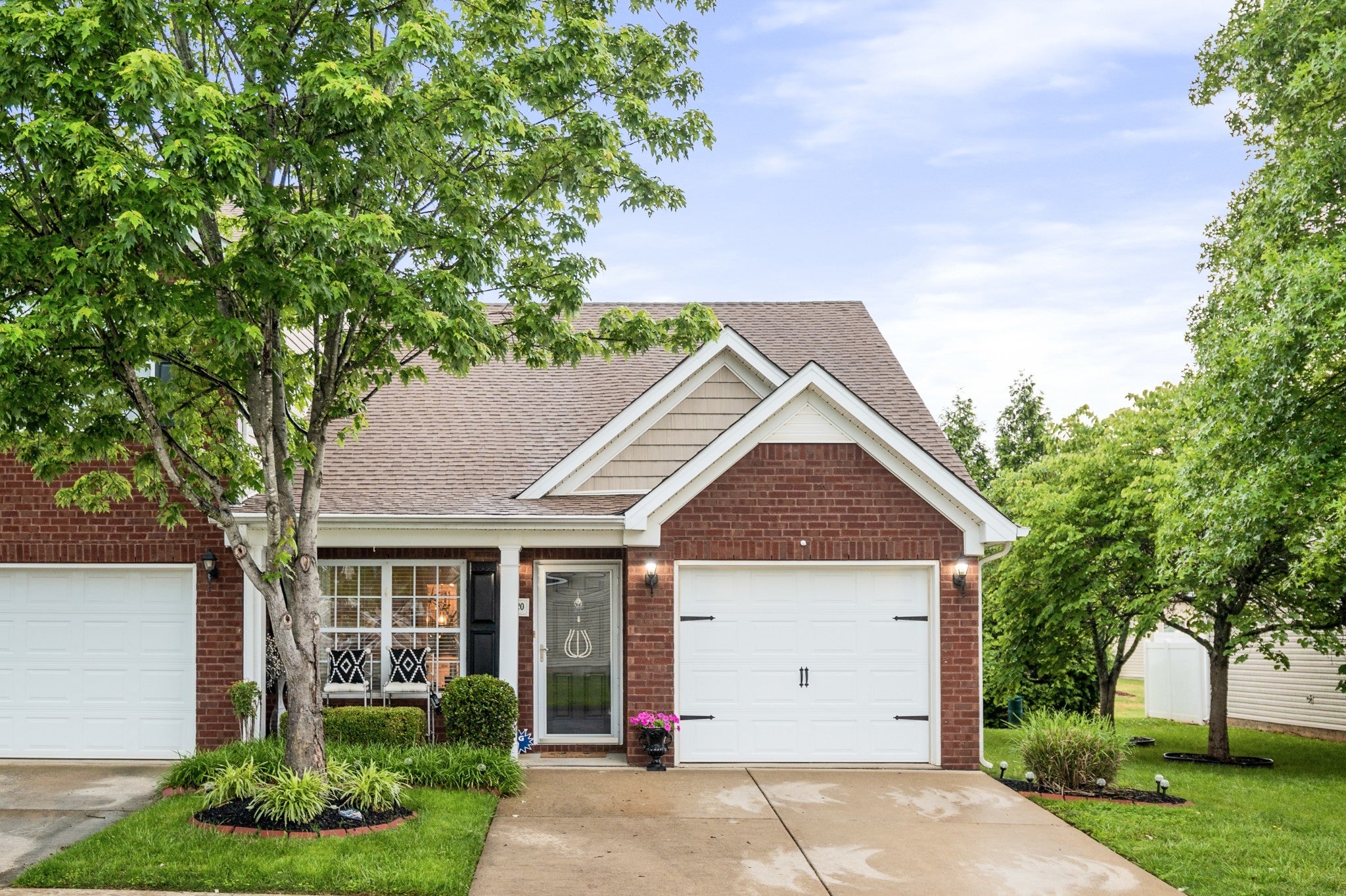 Photo of Listing #2889715