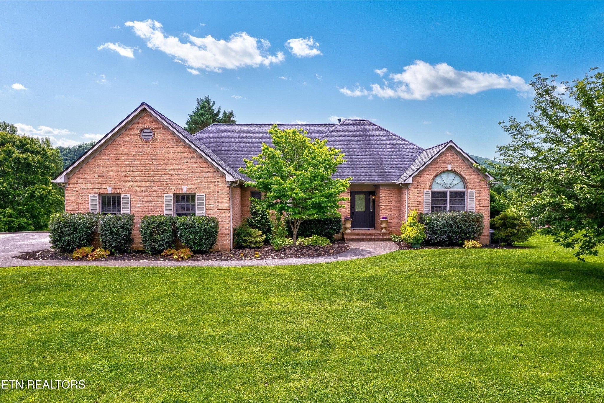 Photo of Listing #2889746