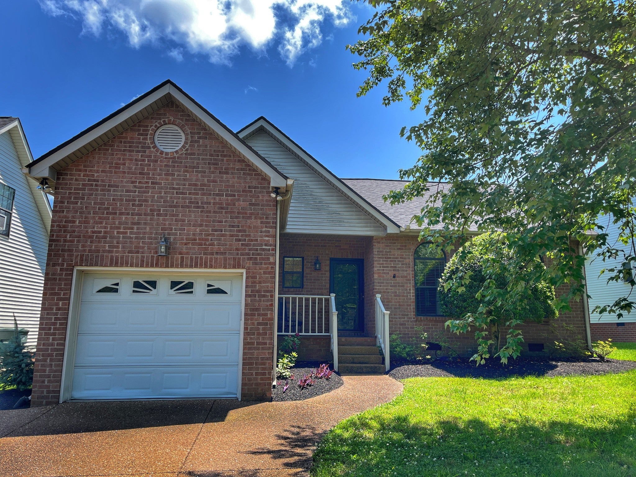 Photo of Listing #2889791
