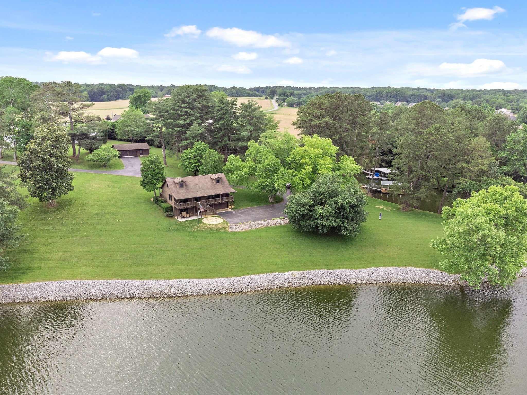Photo of Listing #2890066