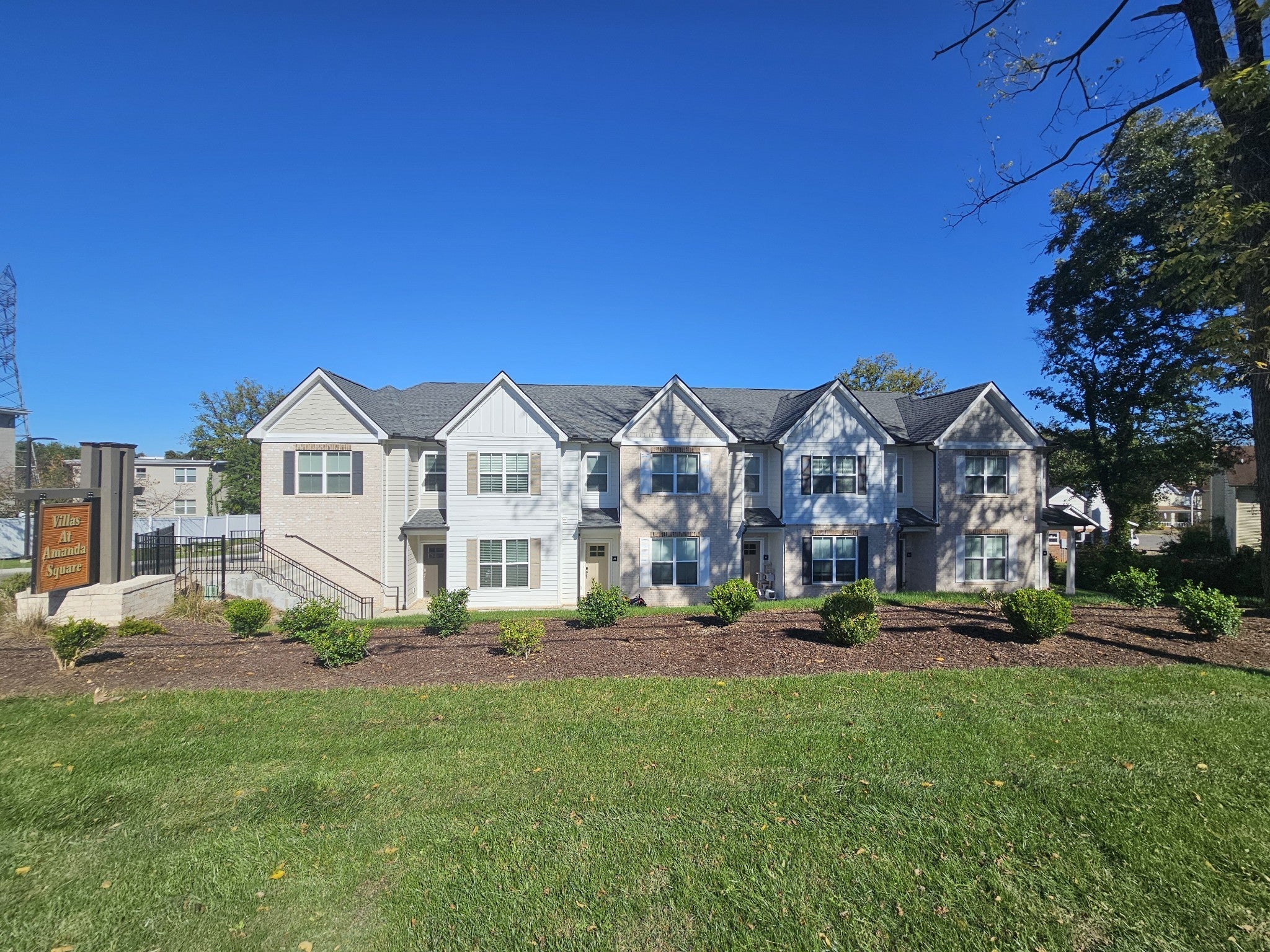Photo of Listing #2890078