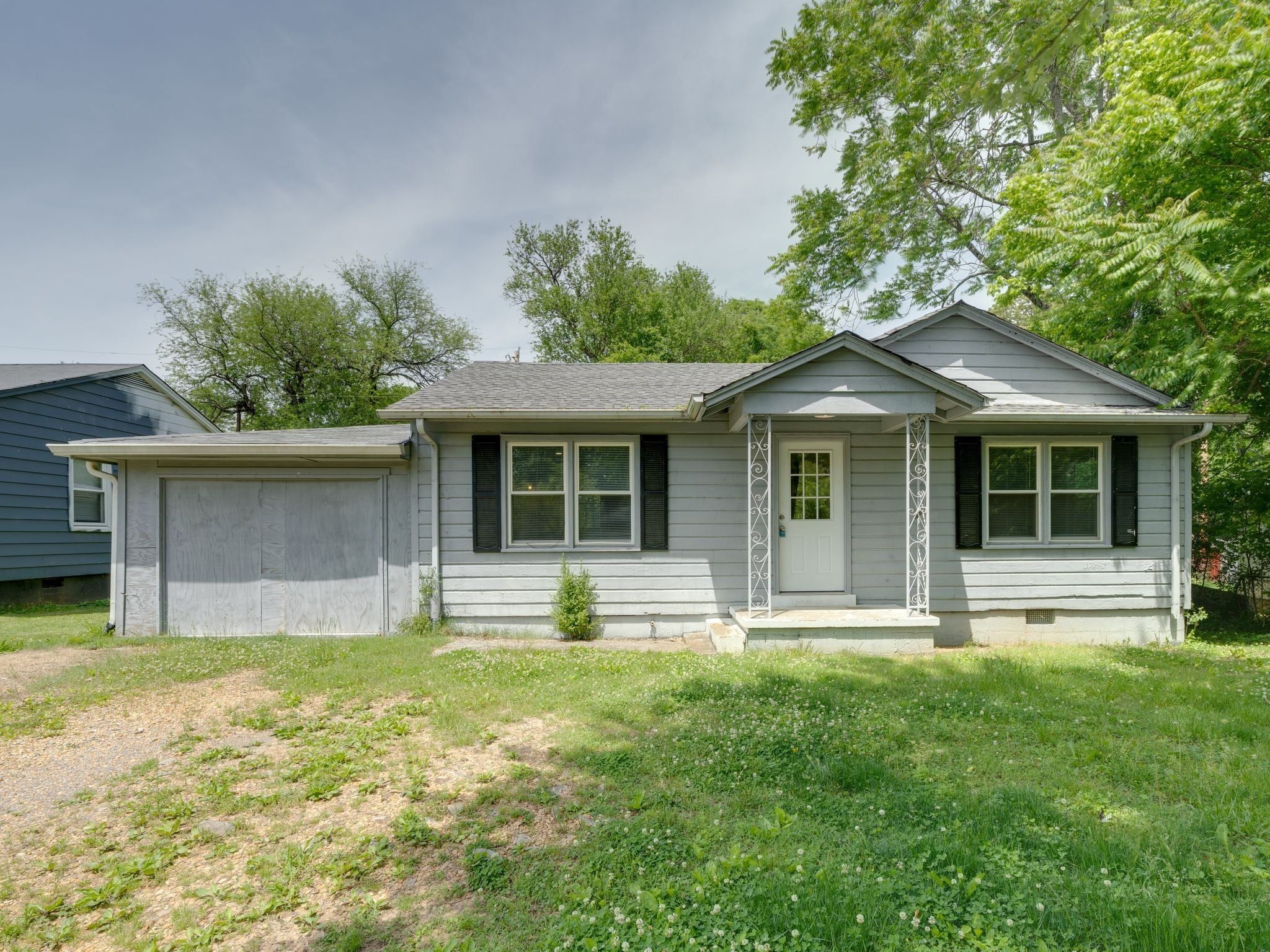 Photo of Listing #2890243