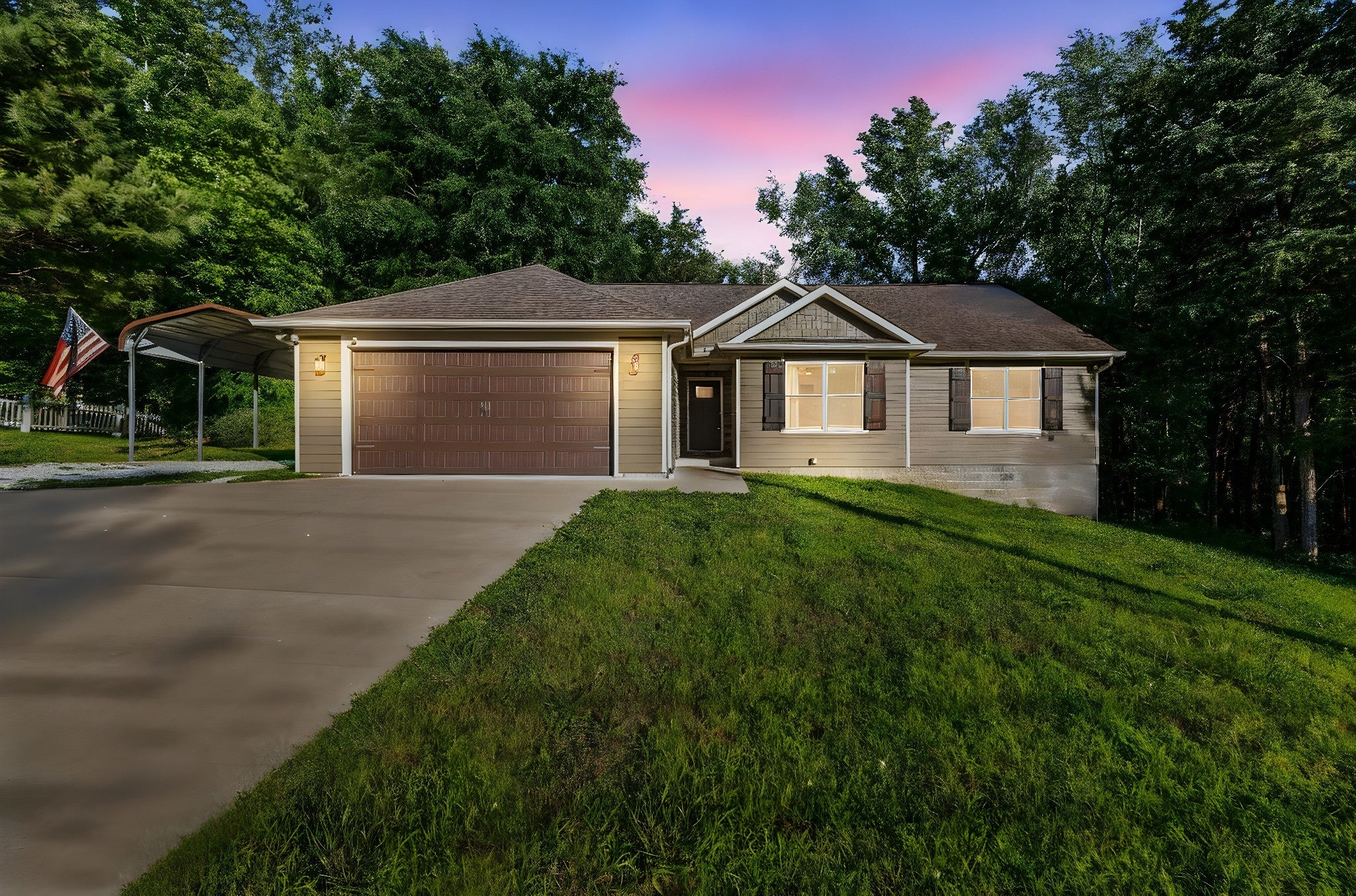 Photo of Listing #2890265
