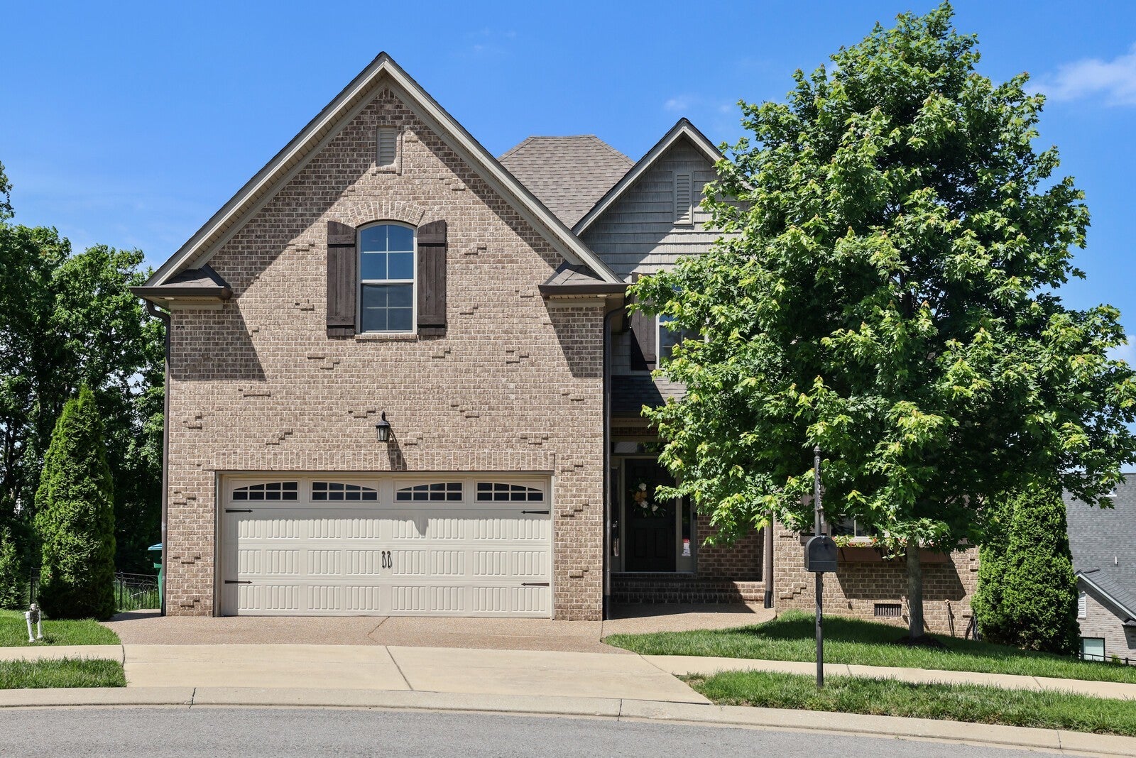Photo of Listing #2890296
