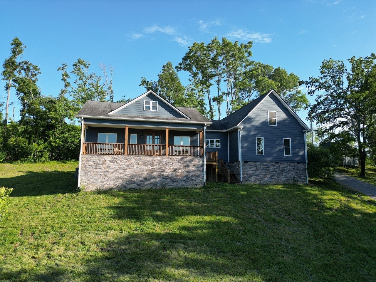 Photo of Listing #2890443