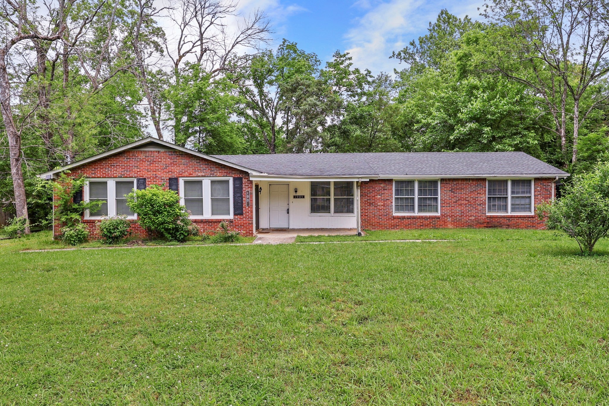 Photo of Listing #2890689