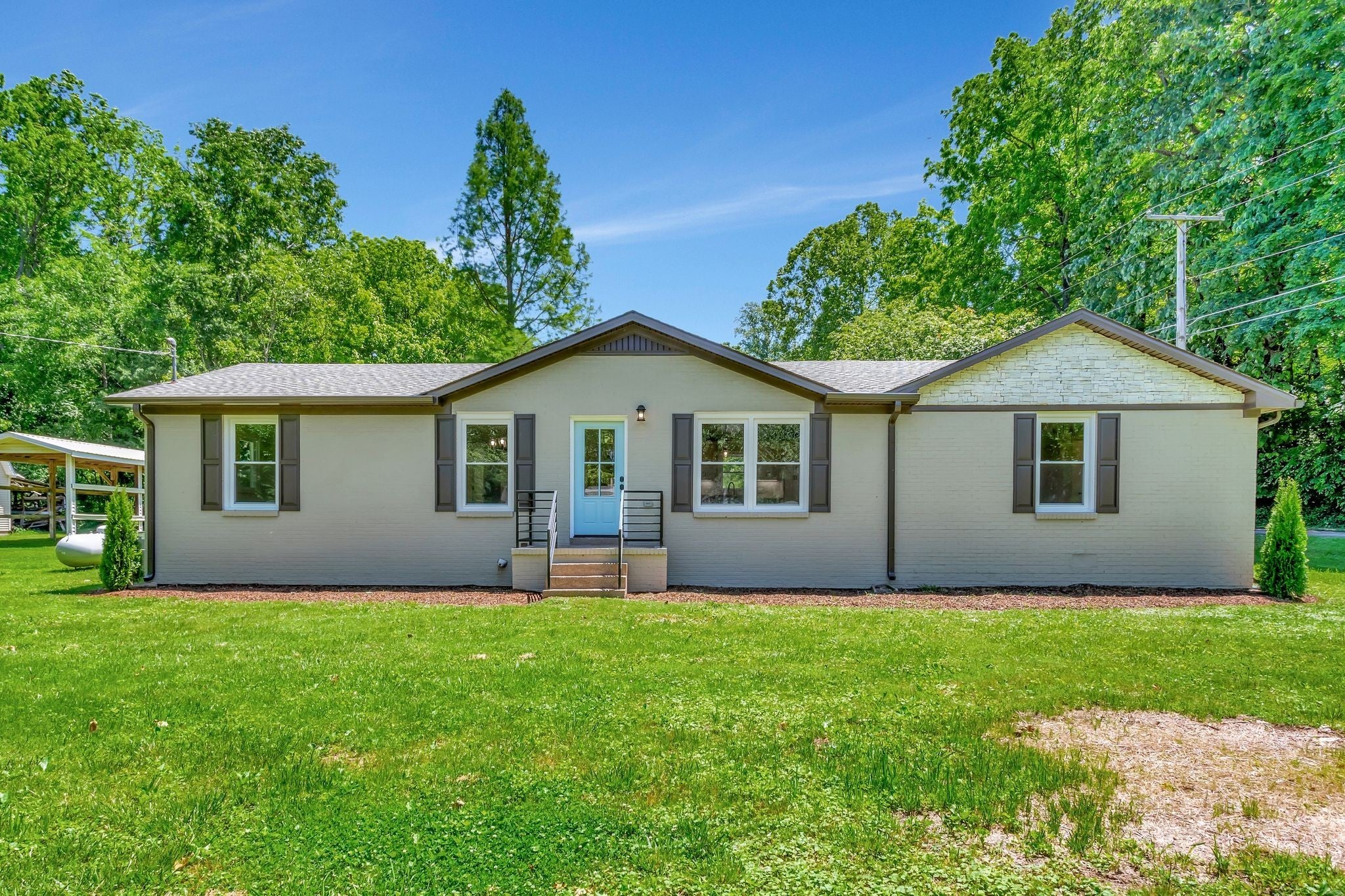 Photo of Listing #2890817