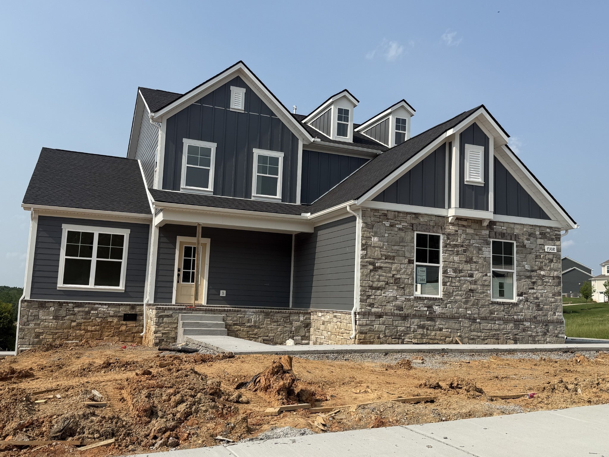 Photo of Listing #2890917