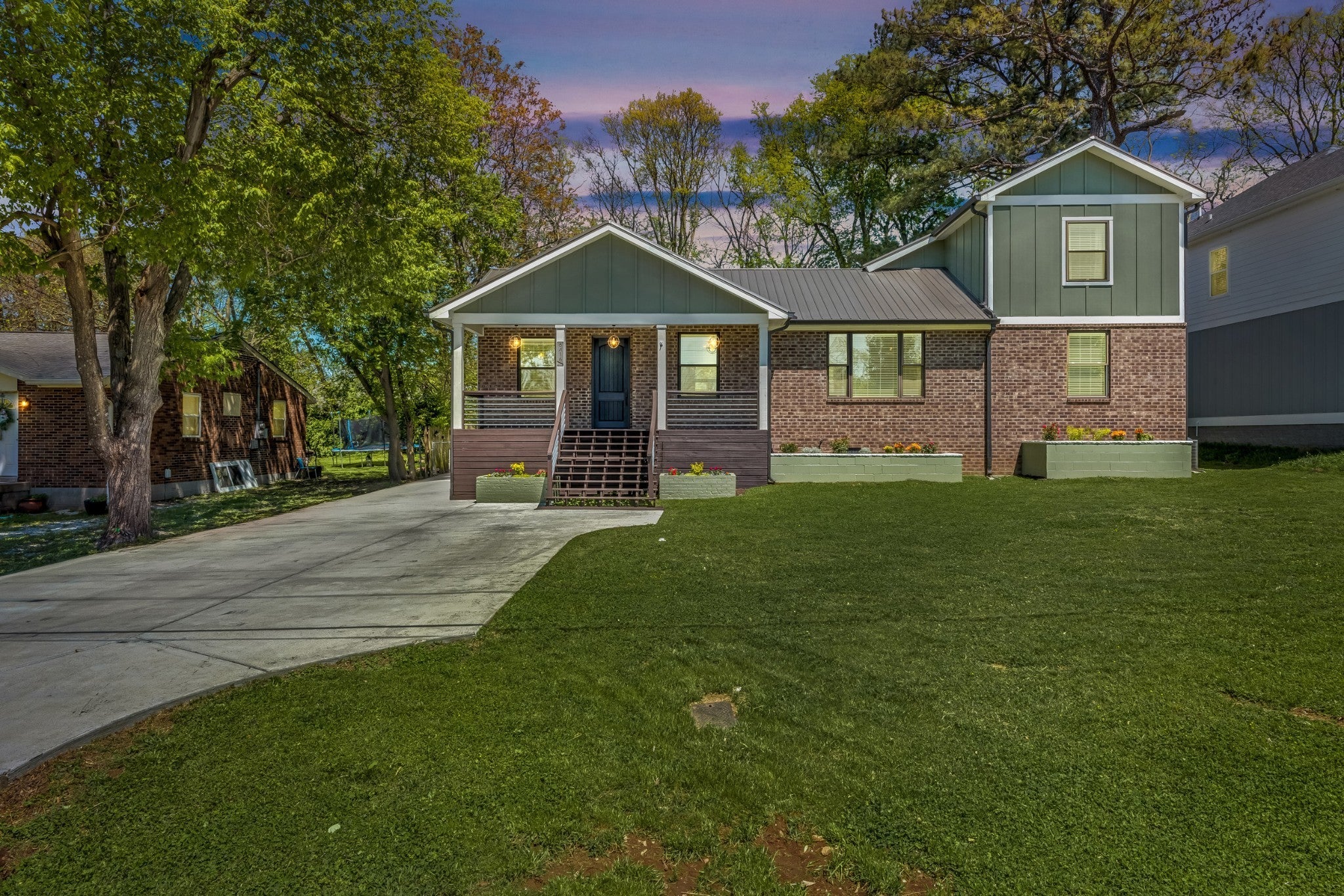 Photo of Listing #2891110