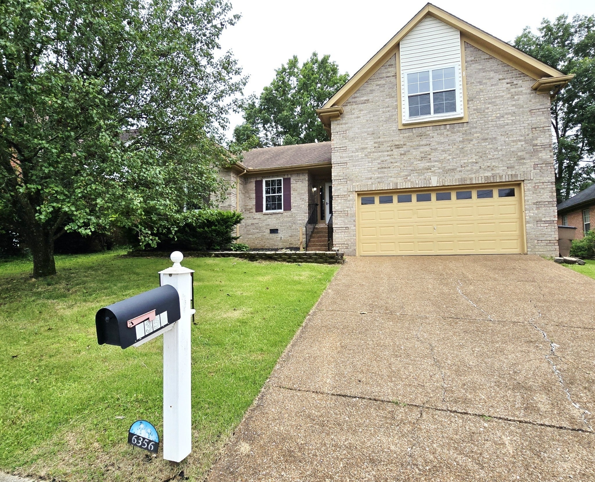 Photo of Listing #2891350
