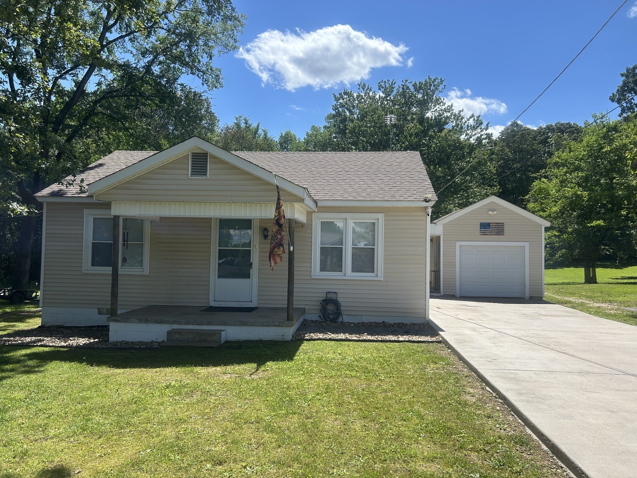 Photo of Listing #2891454