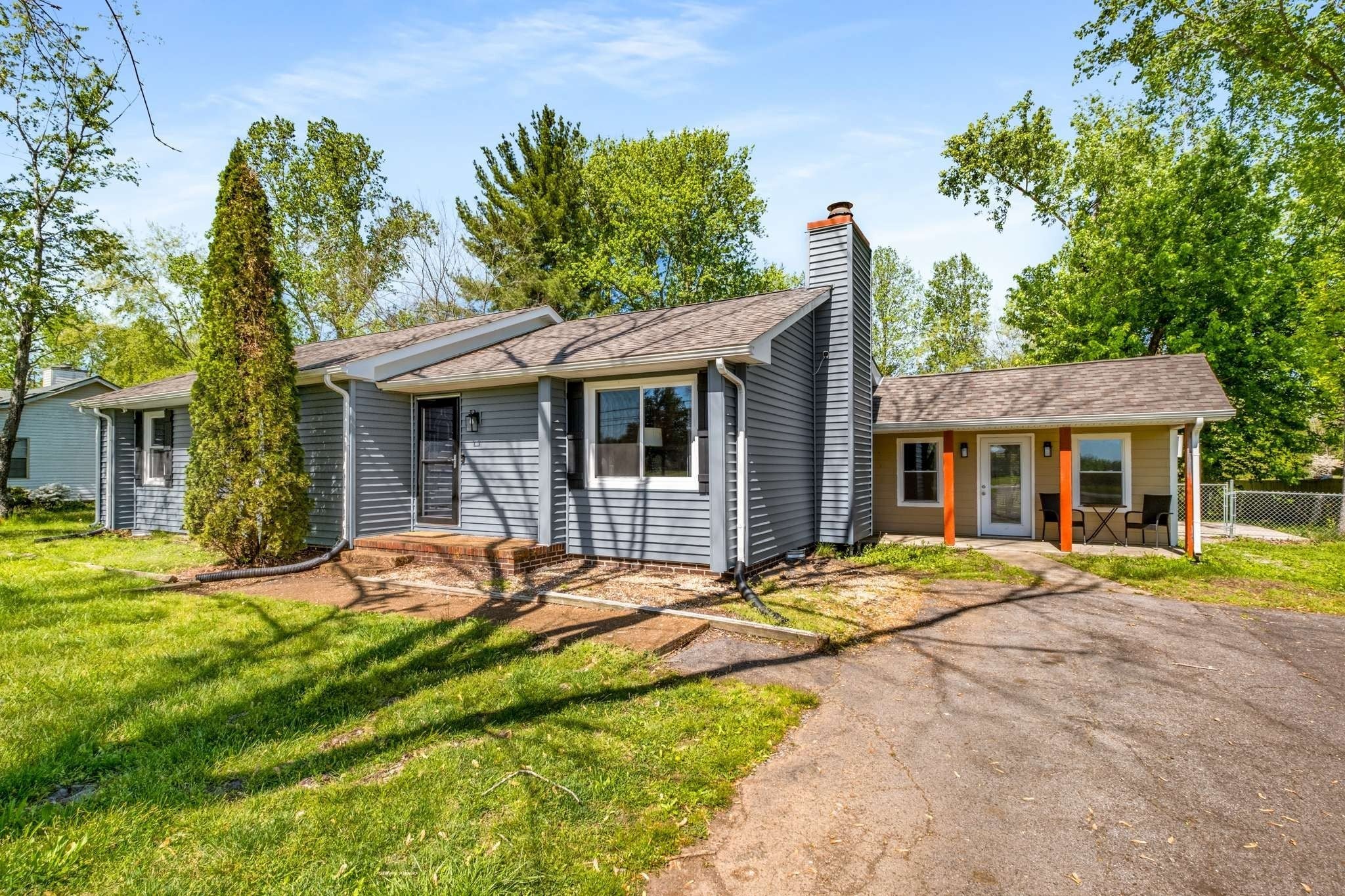 Photo of Listing #2891542