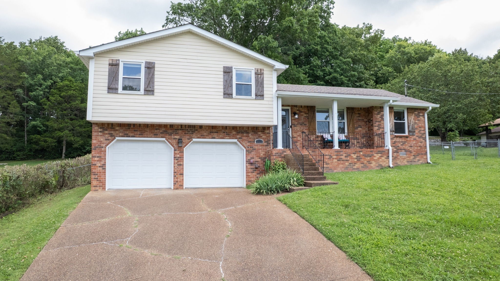 Photo of Listing #2891549