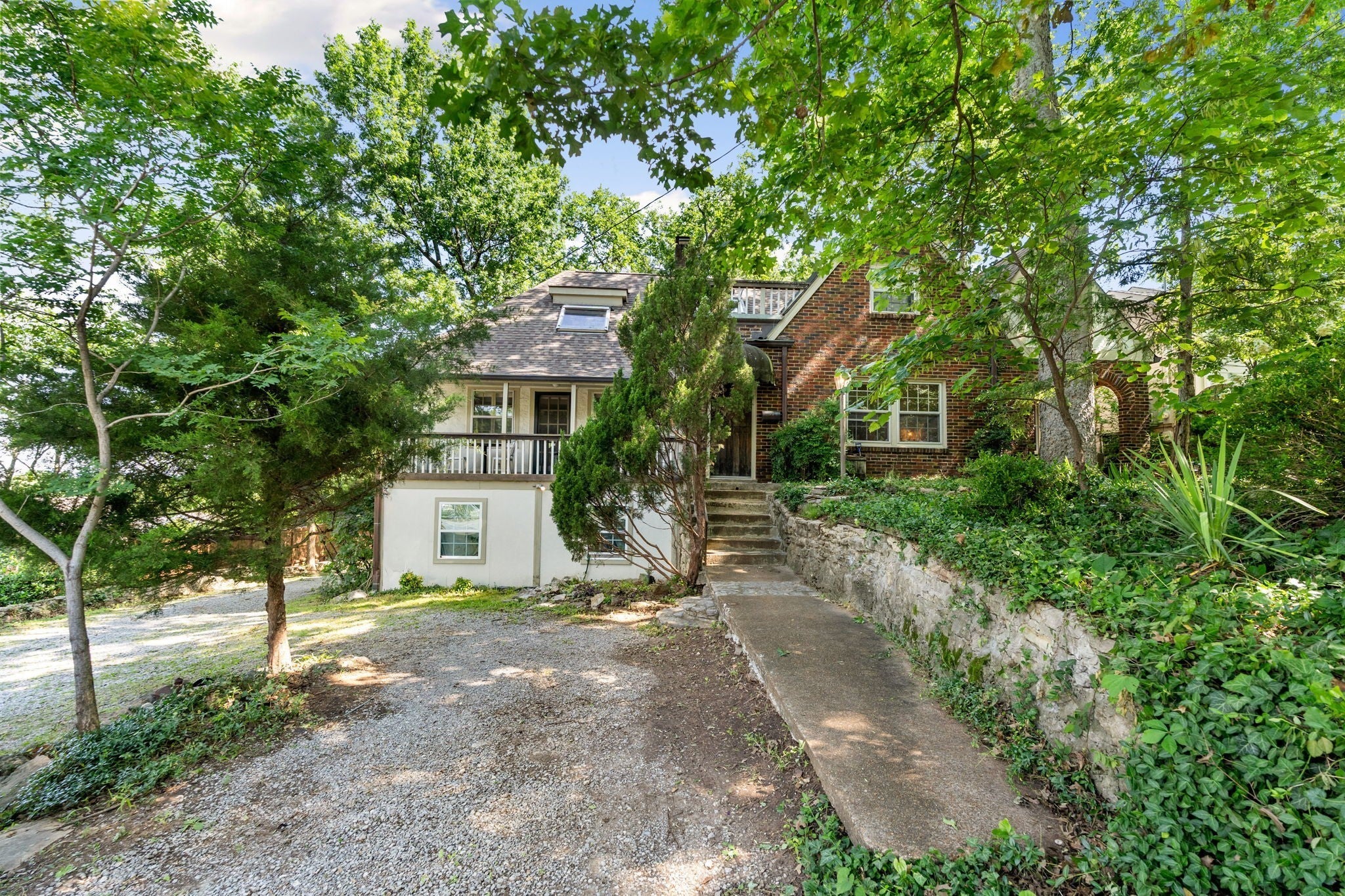 Photo of Listing #2896750