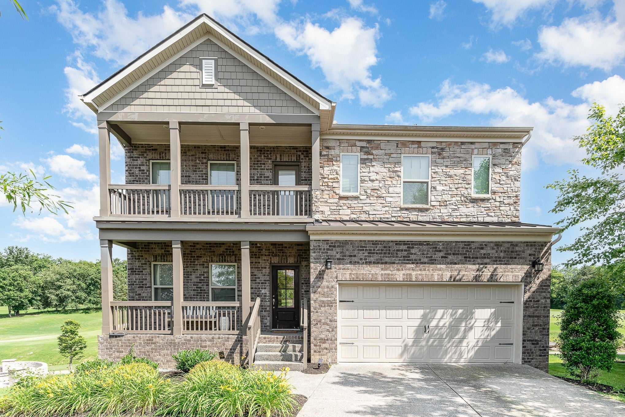 Photo of Listing #2896765